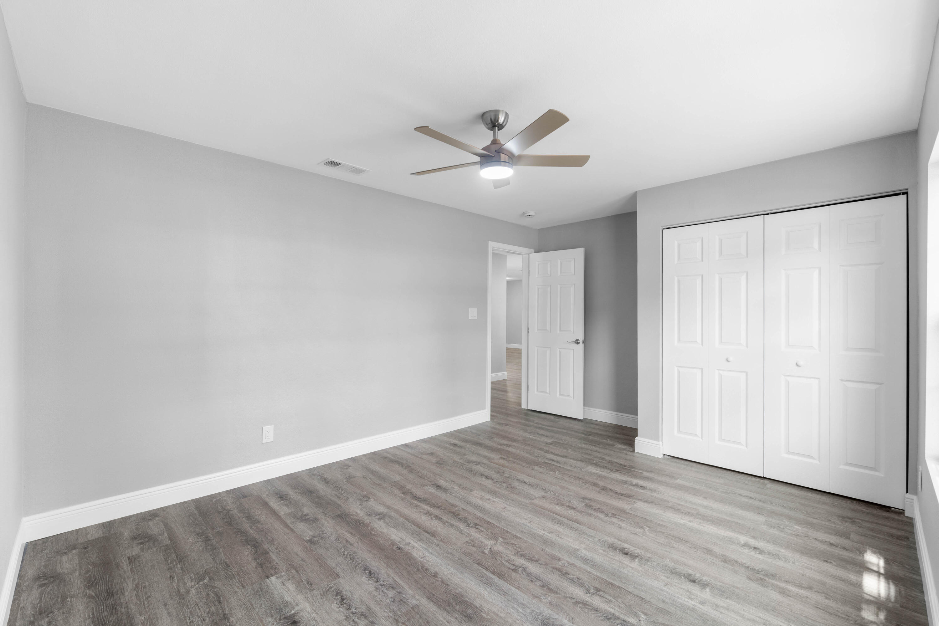 EDGE MANOR - Residential