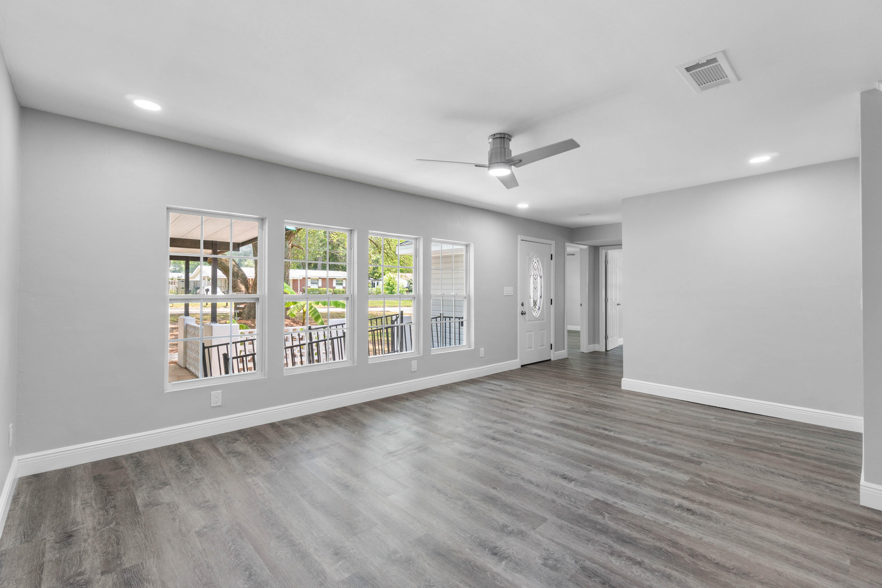 EDGE MANOR - Residential