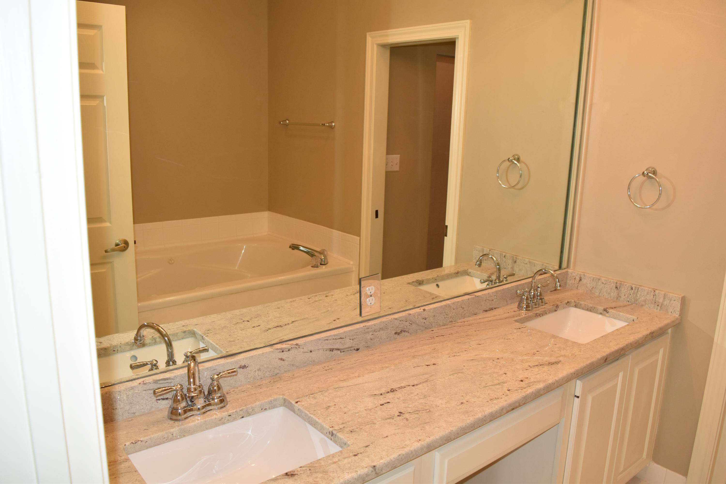 HIDDEN DUNES BEACH VILLAS - Residential