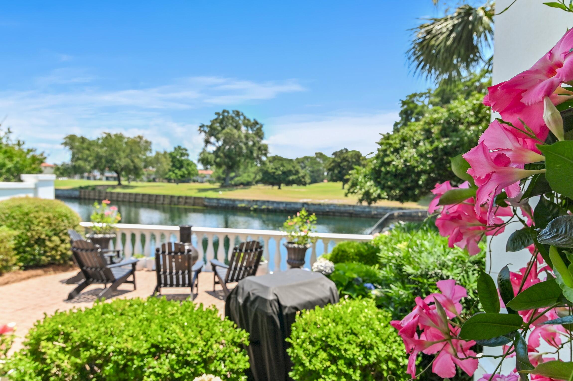 FOUNTAINS AT SANDESTIN - Residential
