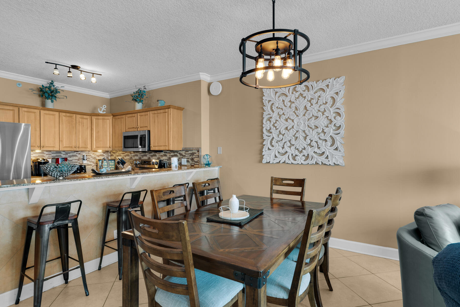 Twin Palms - Residential