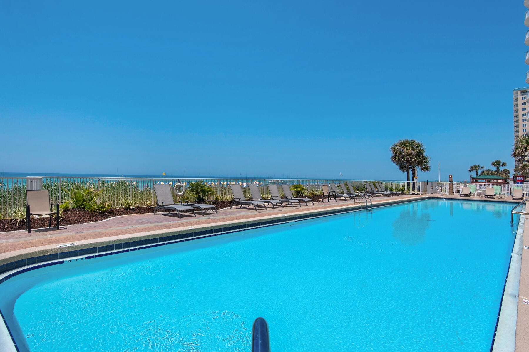 Twin Palms - Residential