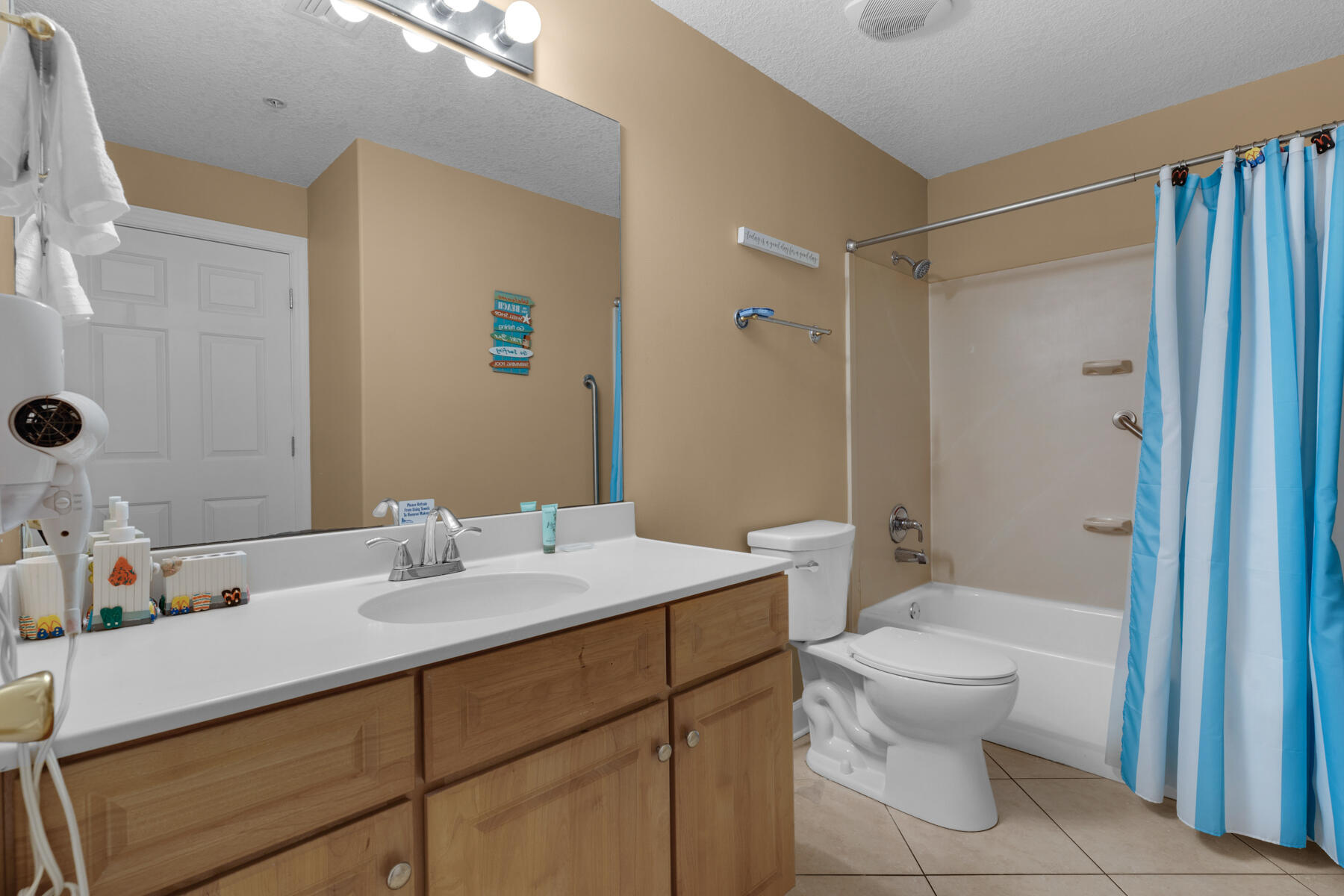 Twin Palms - Residential