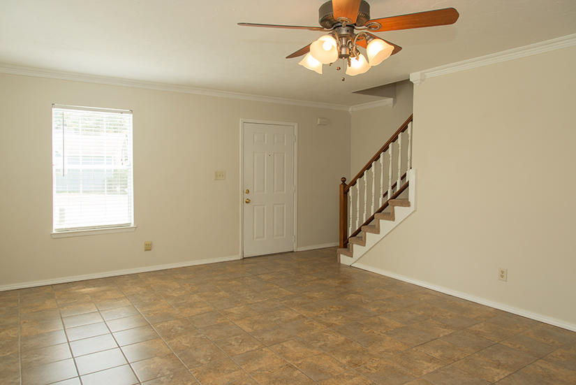 WOODLAND PARK ESTATES - Residential Lease