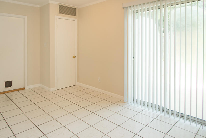 WOODLAND PARK ESTATES - Residential Lease