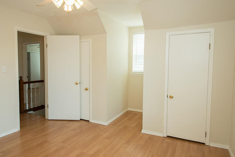 WOODLAND PARK ESTATES - Residential Lease