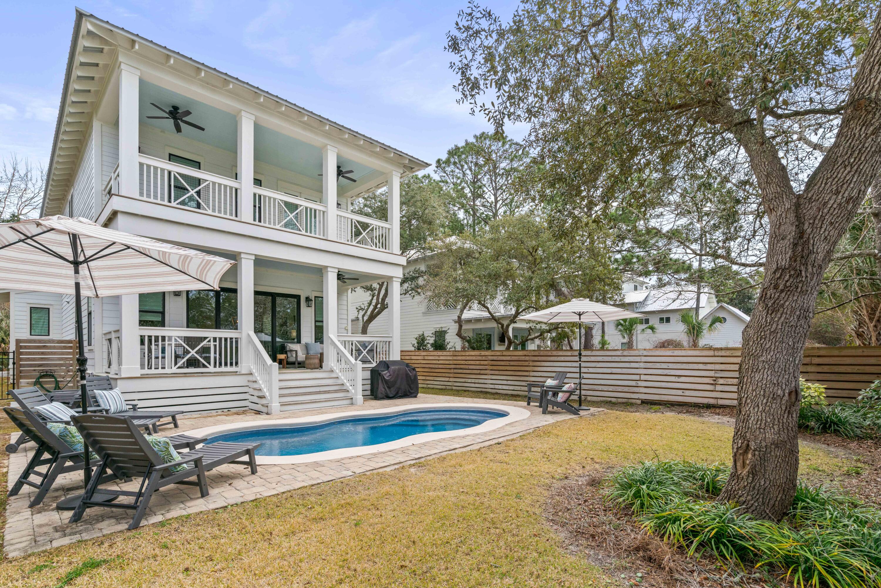 EASTERN LAKE S/D - Residential