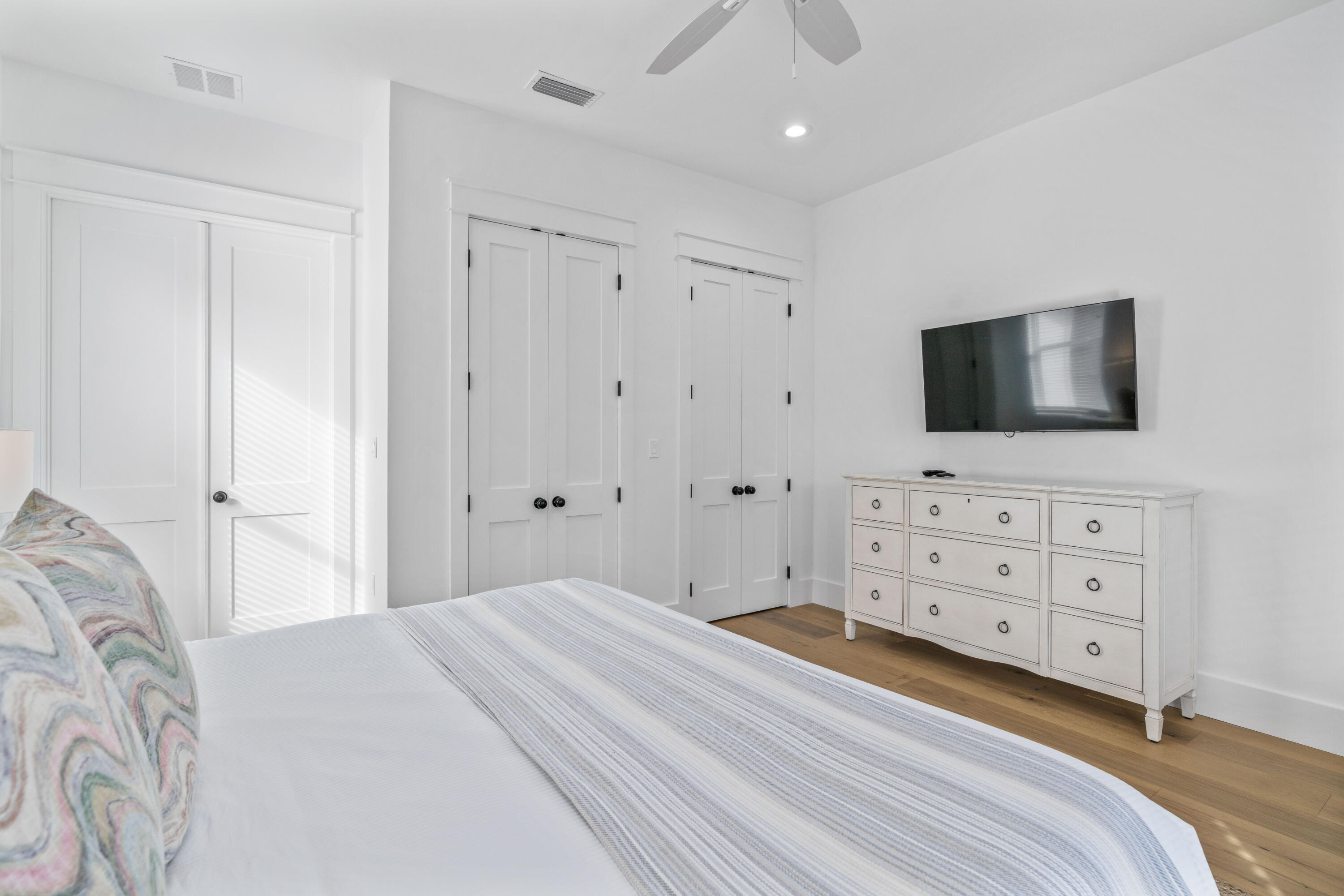 EASTERN LAKE S/D - Residential