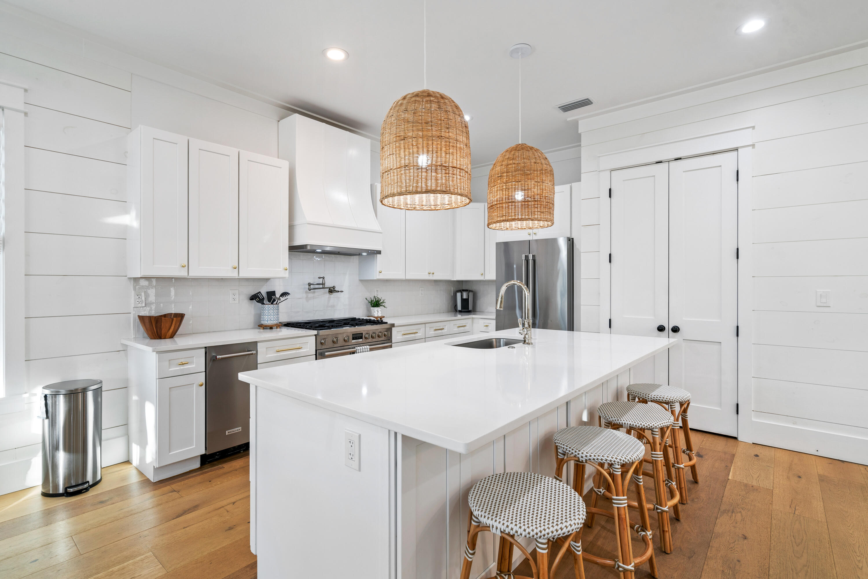 EASTERN LAKE S/D - Residential