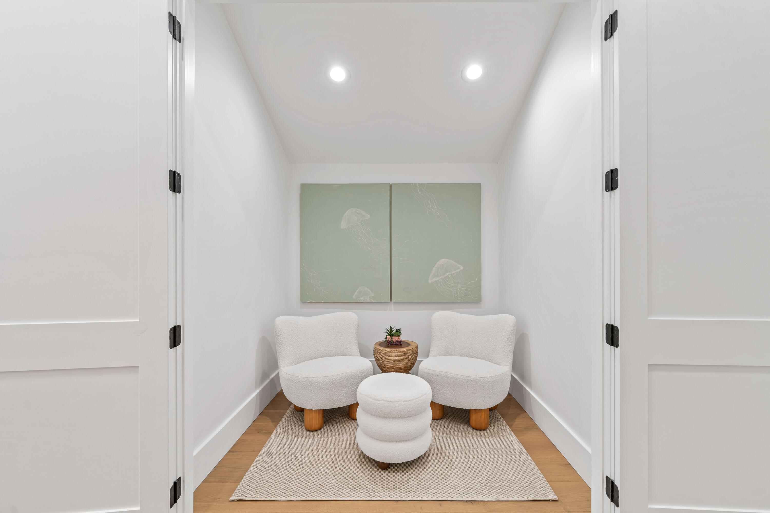 EASTERN LAKE S/D - Residential