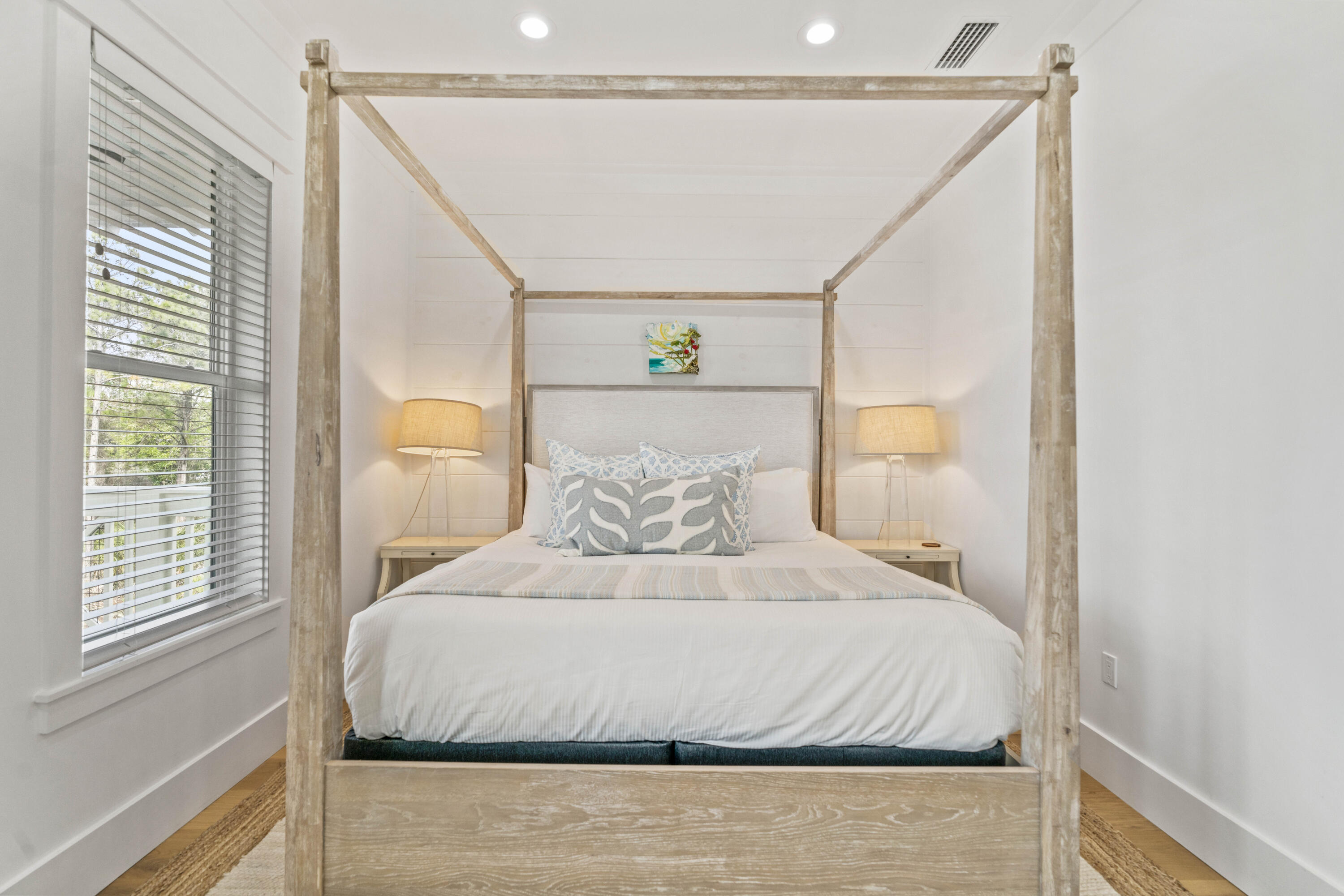 EASTERN LAKE S/D - Residential