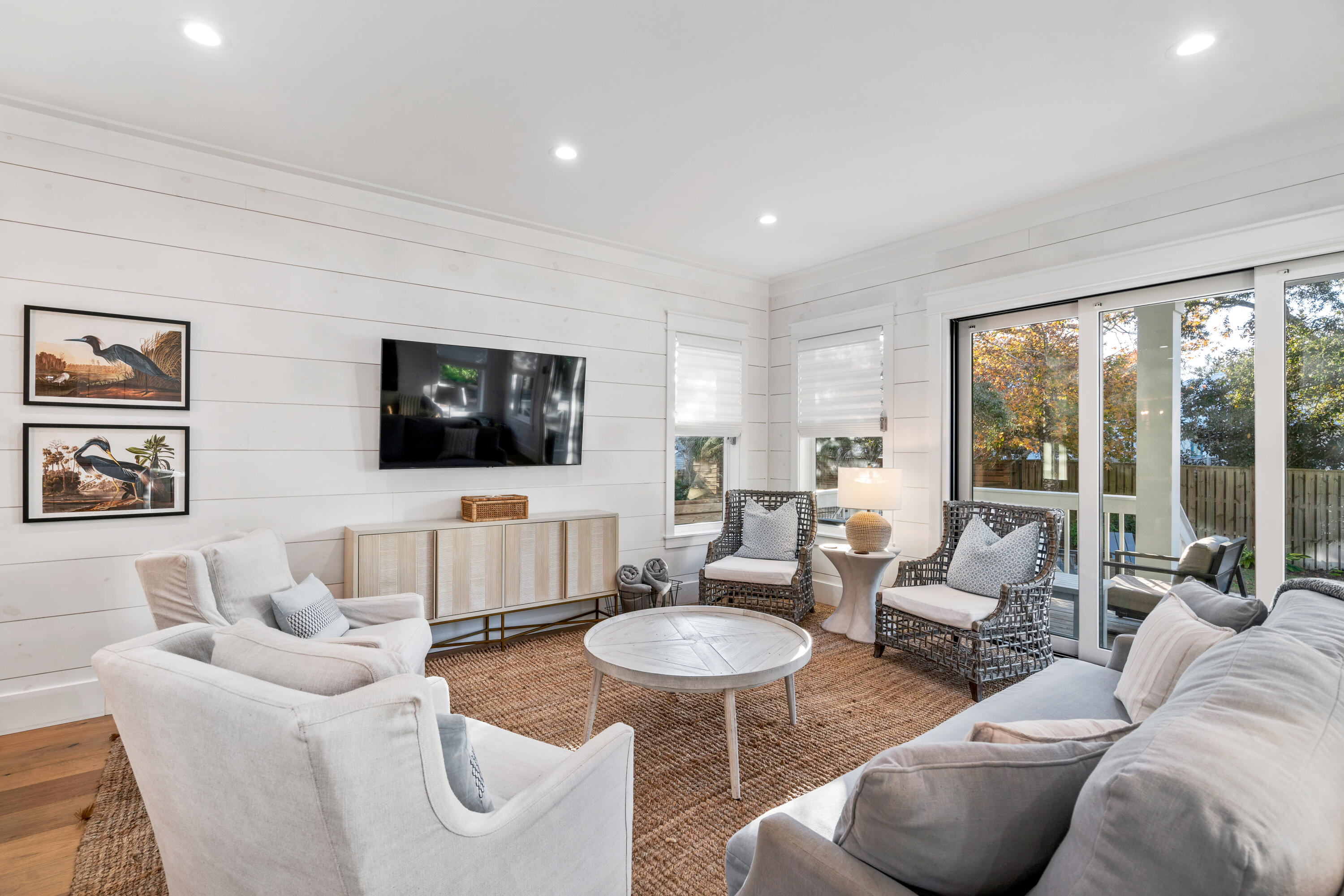 EASTERN LAKE S/D - Residential