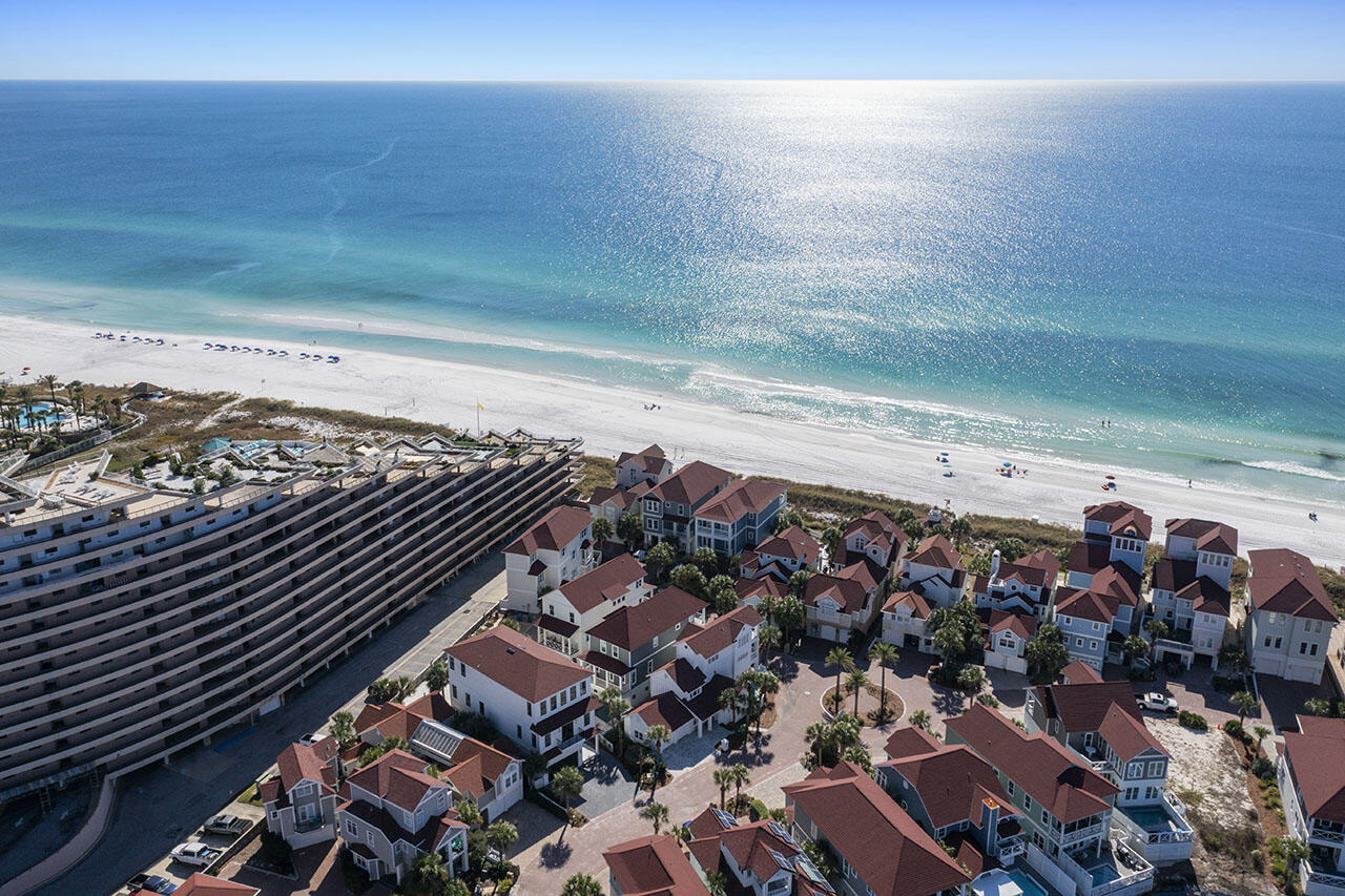 Miramar Beach, Florida 32550, United States, 3 Bedrooms Bedrooms, ,3 BathroomsBathrooms,Residential,Active,44595