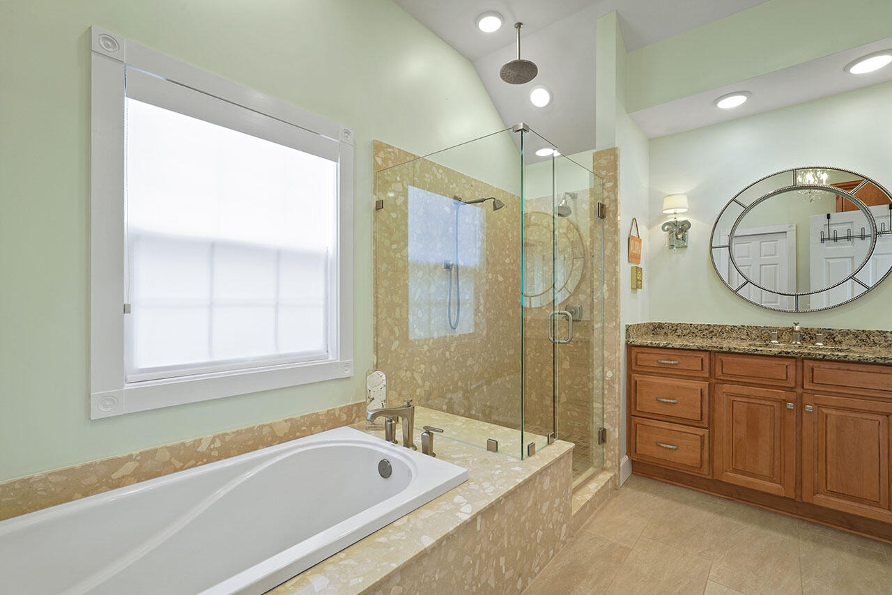 Miramar Beach, Florida 32550, United States, 3 Bedrooms Bedrooms, ,3 BathroomsBathrooms,Residential,Active,44595