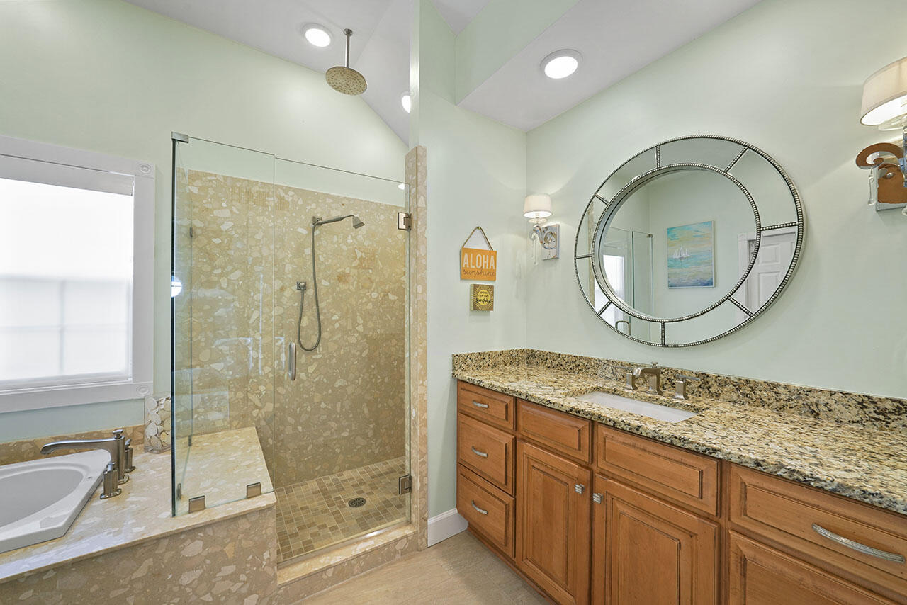 Miramar Beach, Florida 32550, United States, 3 Bedrooms Bedrooms, ,3 BathroomsBathrooms,Residential,Active,44595