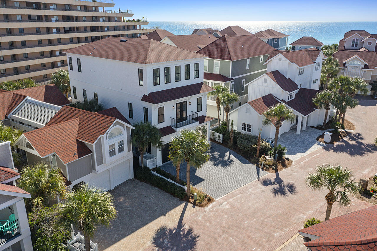 Miramar Beach, Florida 32550, United States, 3 Bedrooms Bedrooms, ,3 BathroomsBathrooms,Residential,Active,44595