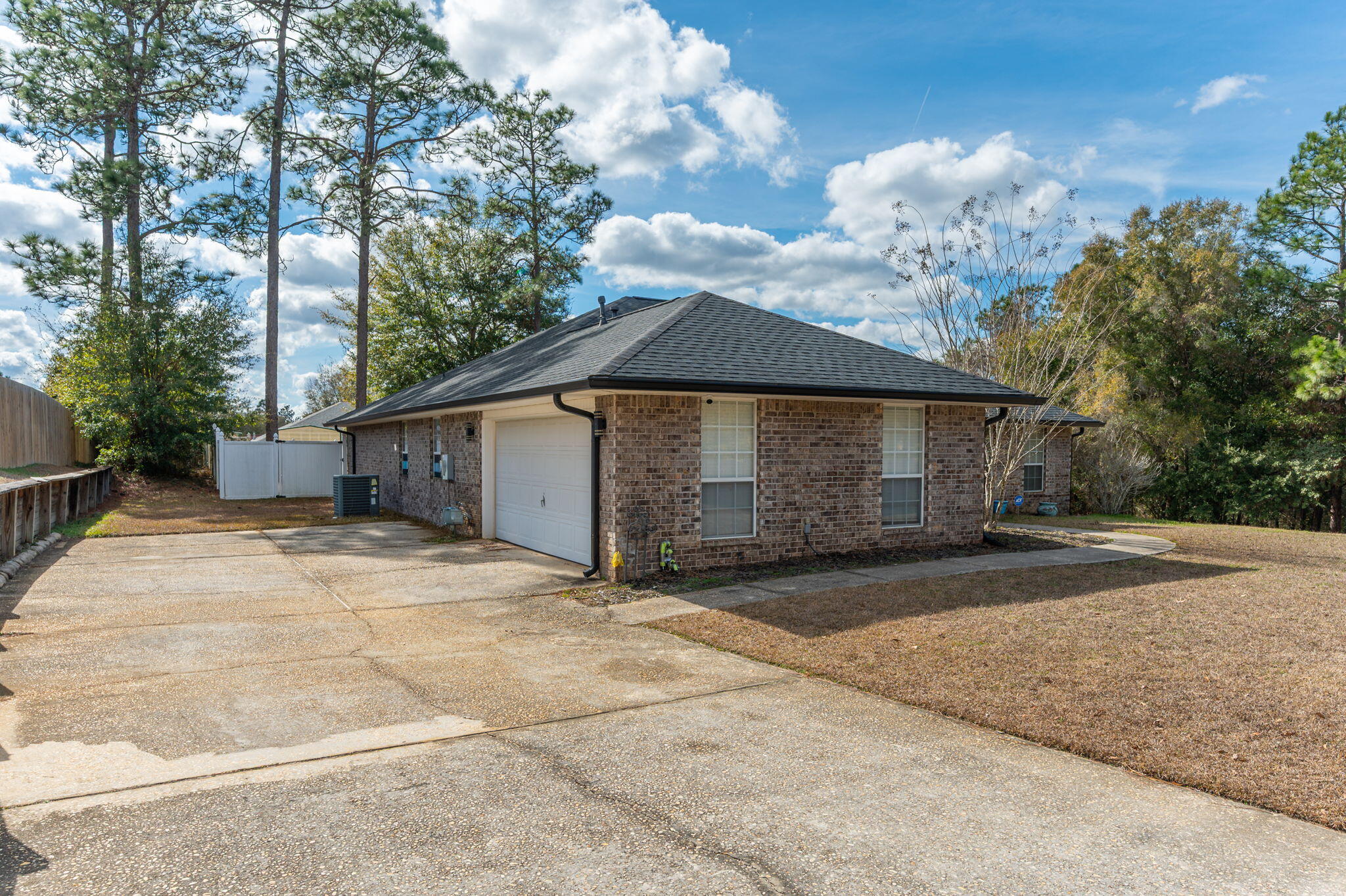 SILVER OAKS PH 2 - Residential Lease