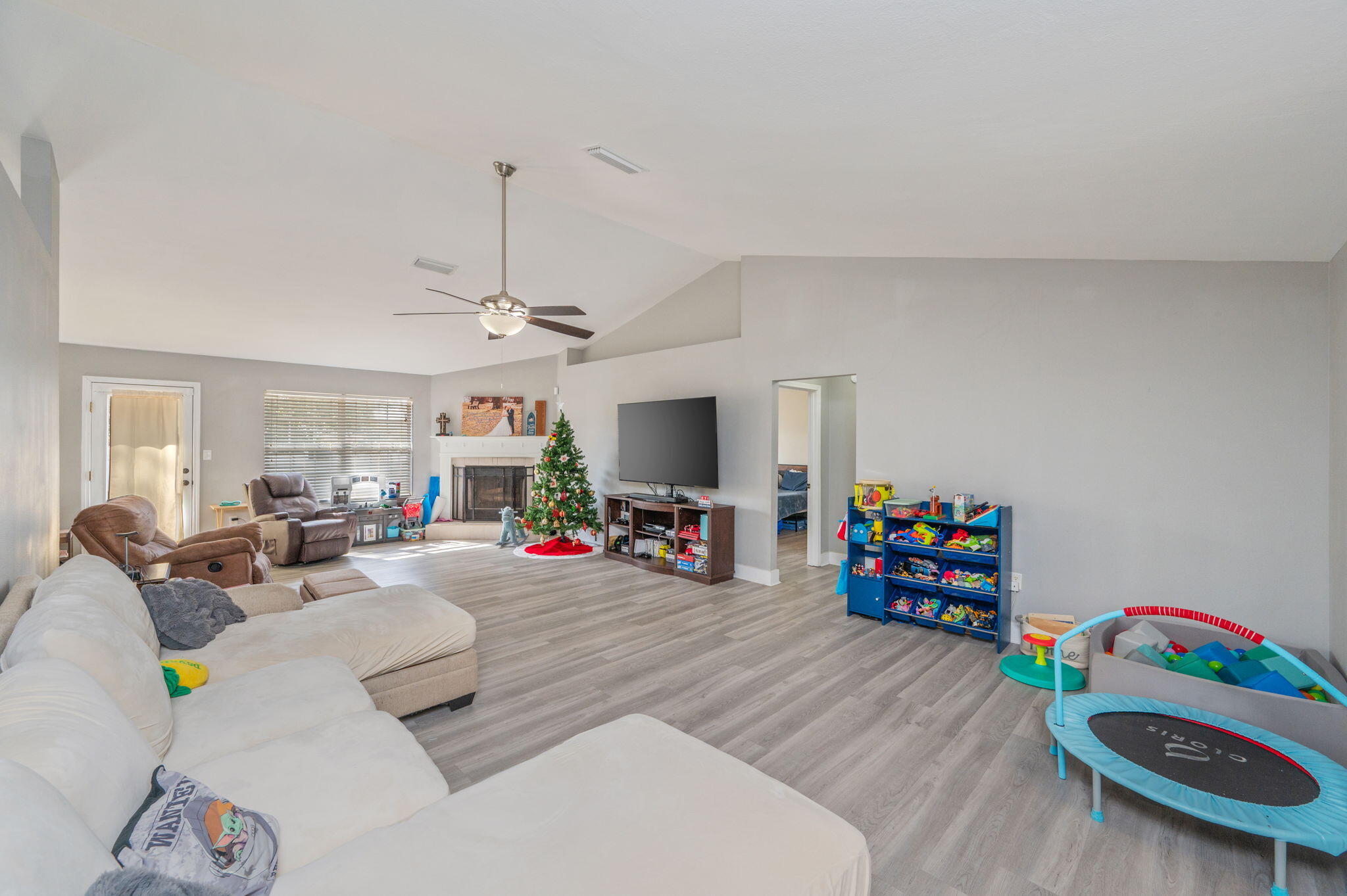 SILVER OAKS PH 2 - Residential Lease