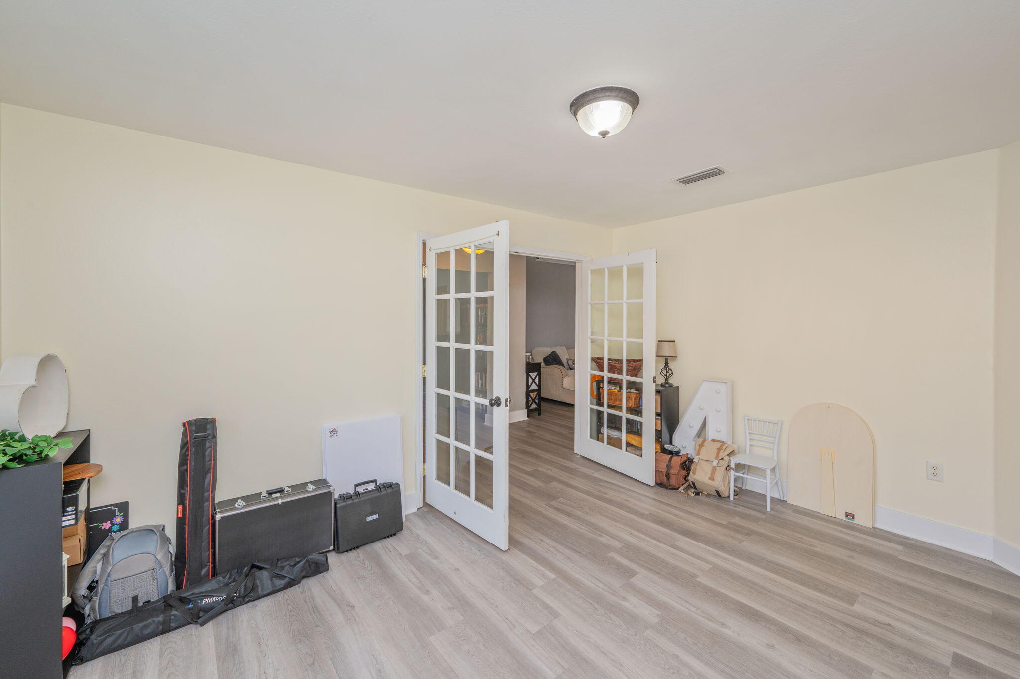 SILVER OAKS PH 2 - Residential Lease