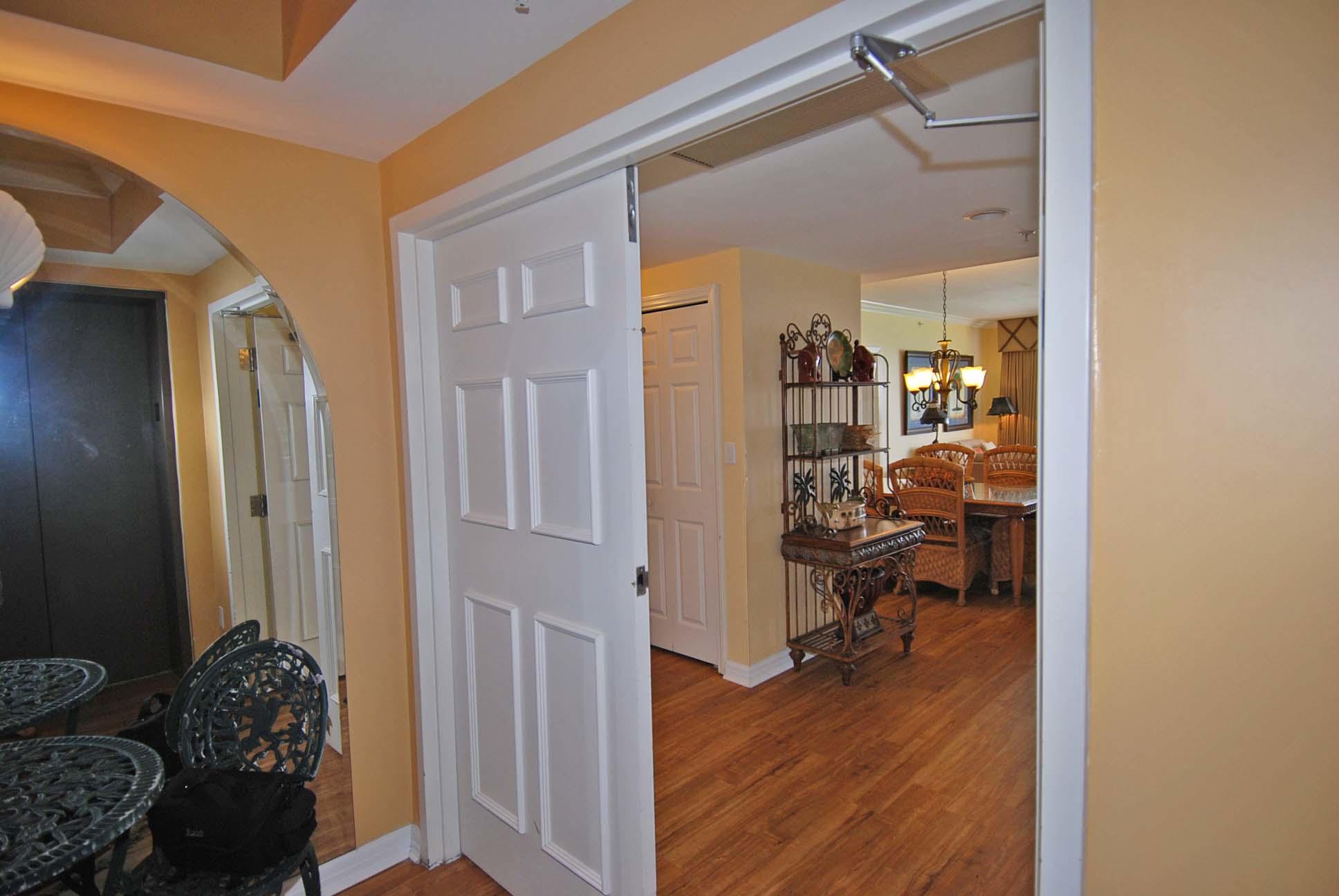 ST. MAARTEN AT SILVER SHELLS - Residential