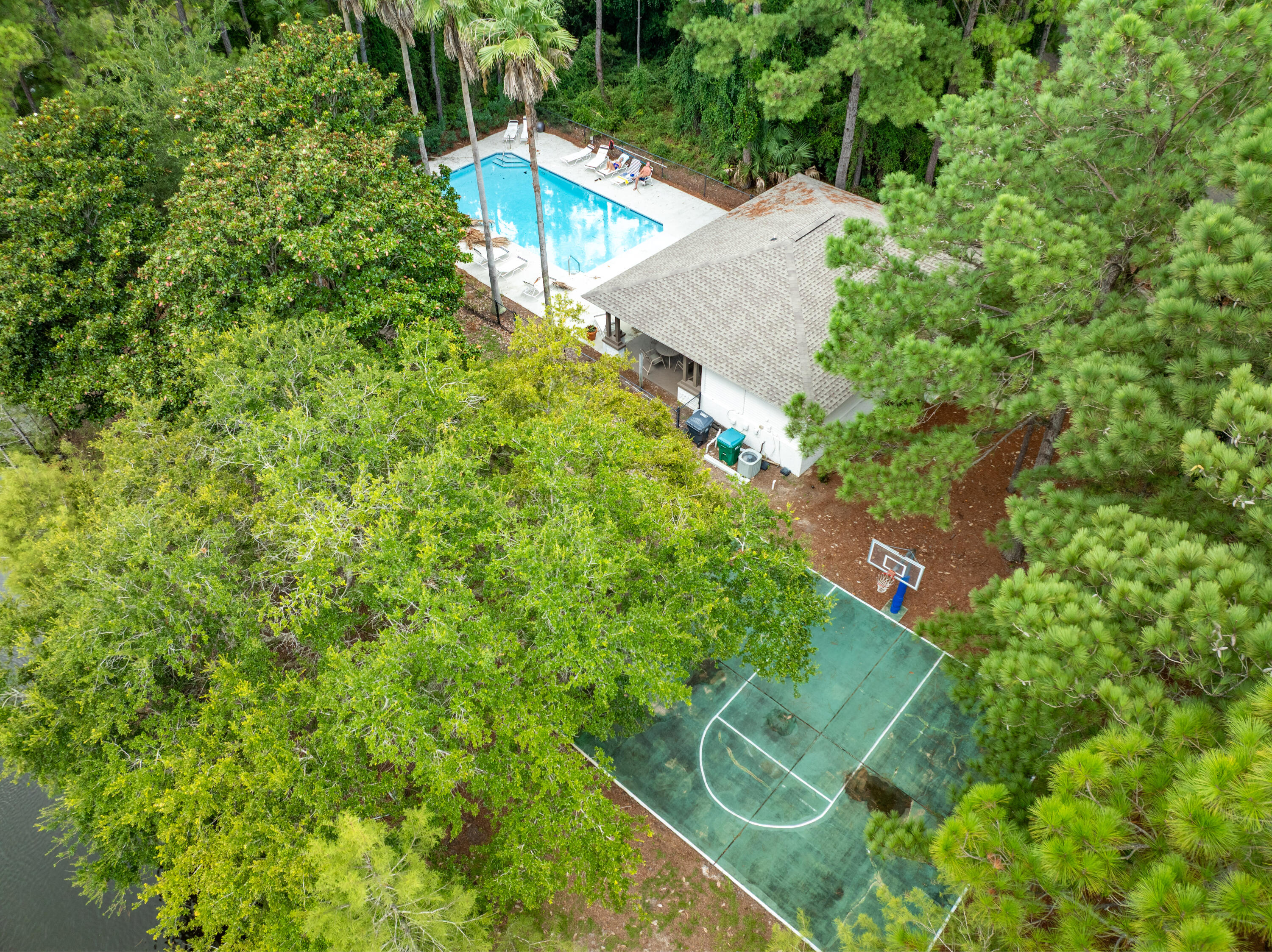ESCADA - Residential