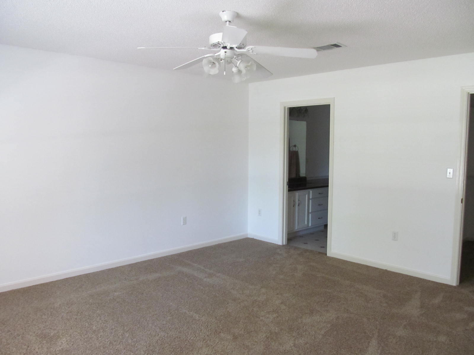 WILDWOOD LAKES - Residential