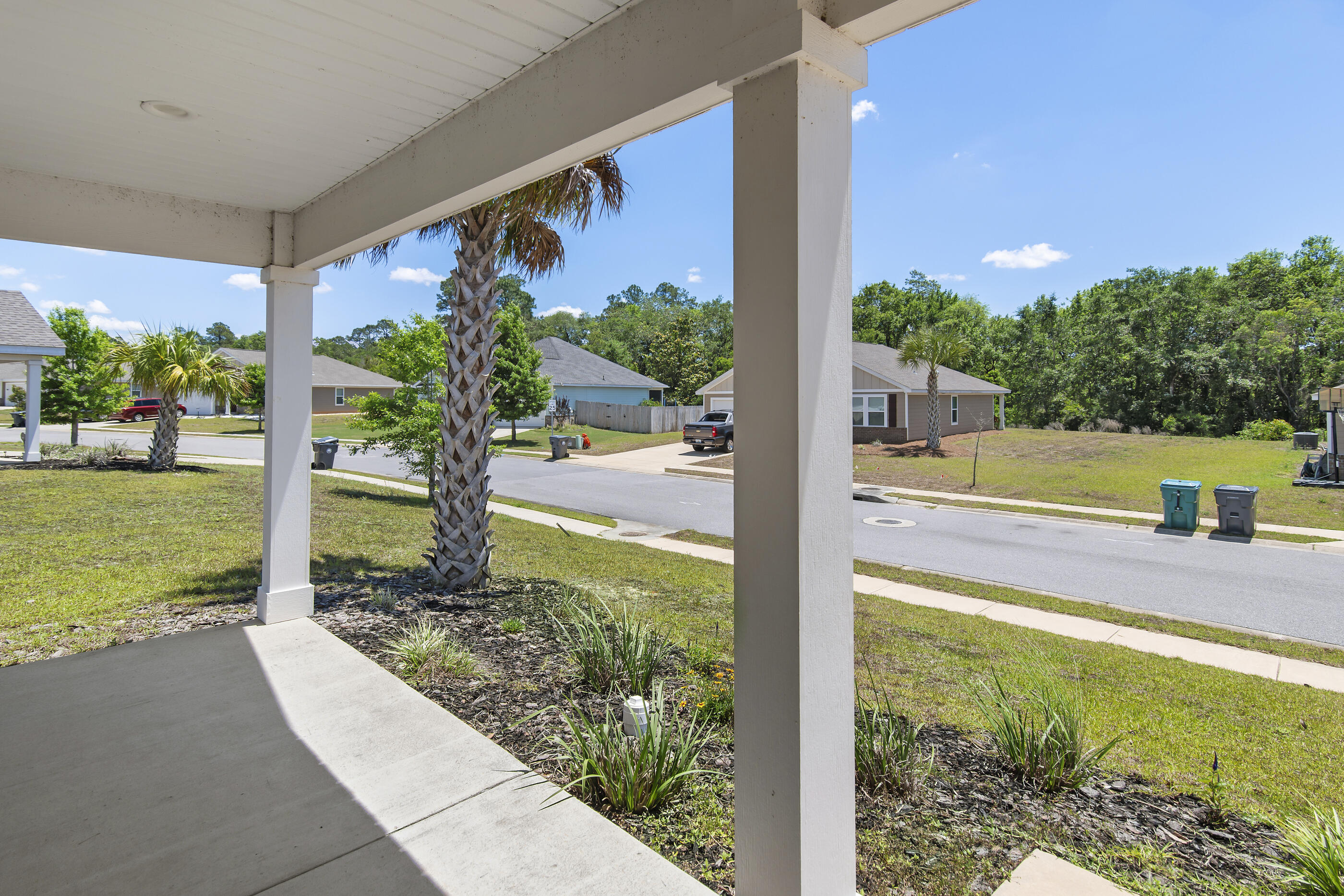 CROSS CREEK - Residential