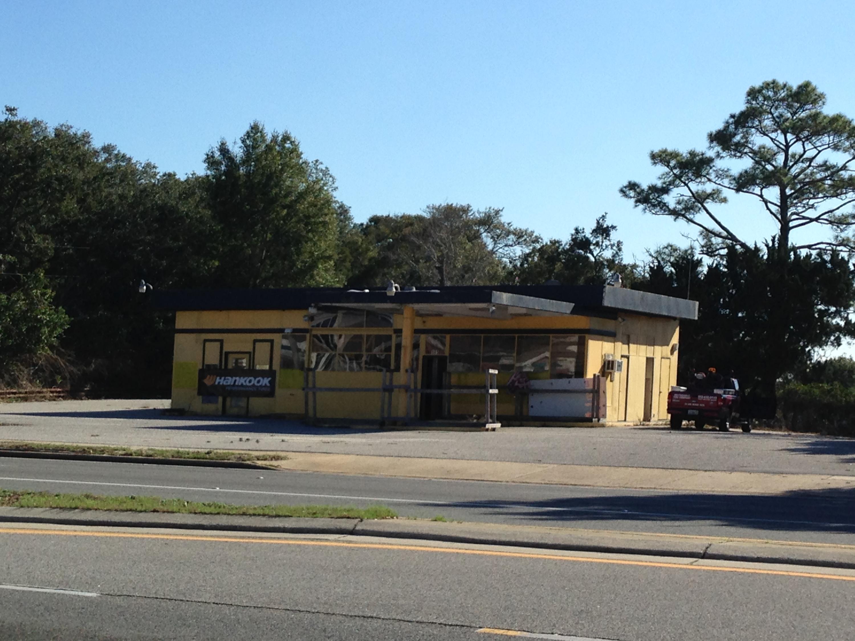 - Commercial Lease