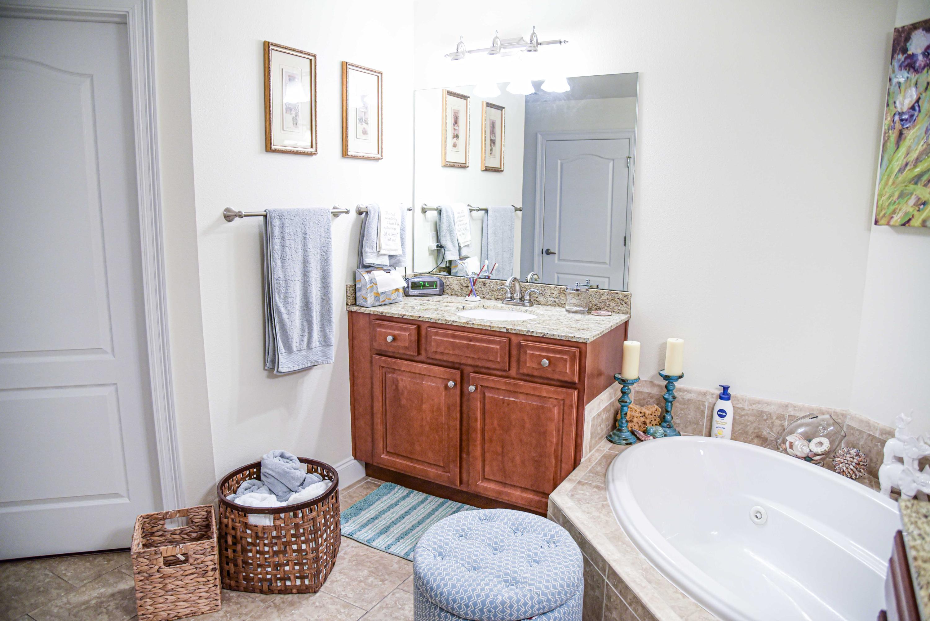 PRESIDIO YACHT CLUB - Residential