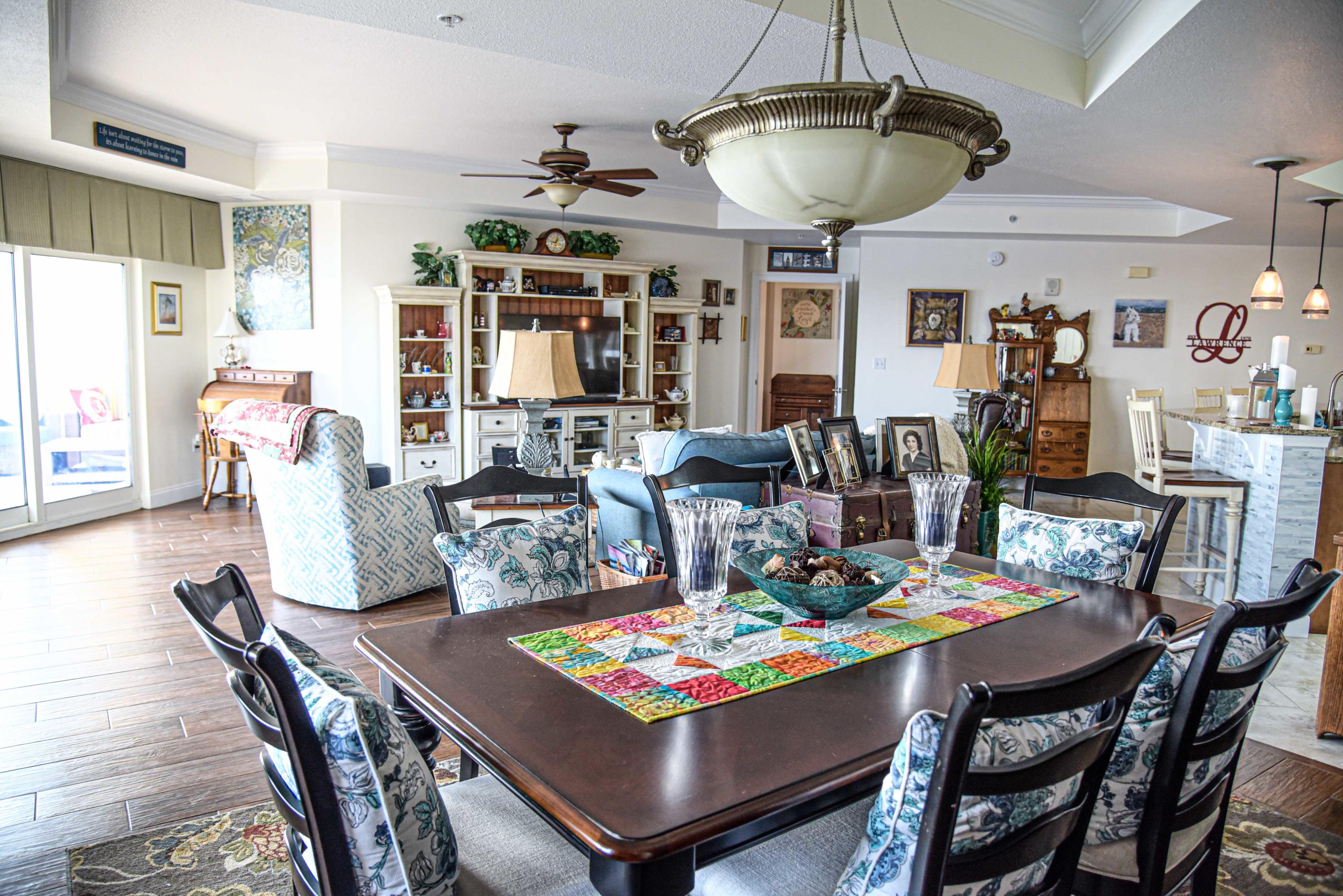 PRESIDIO YACHT CLUB - Residential