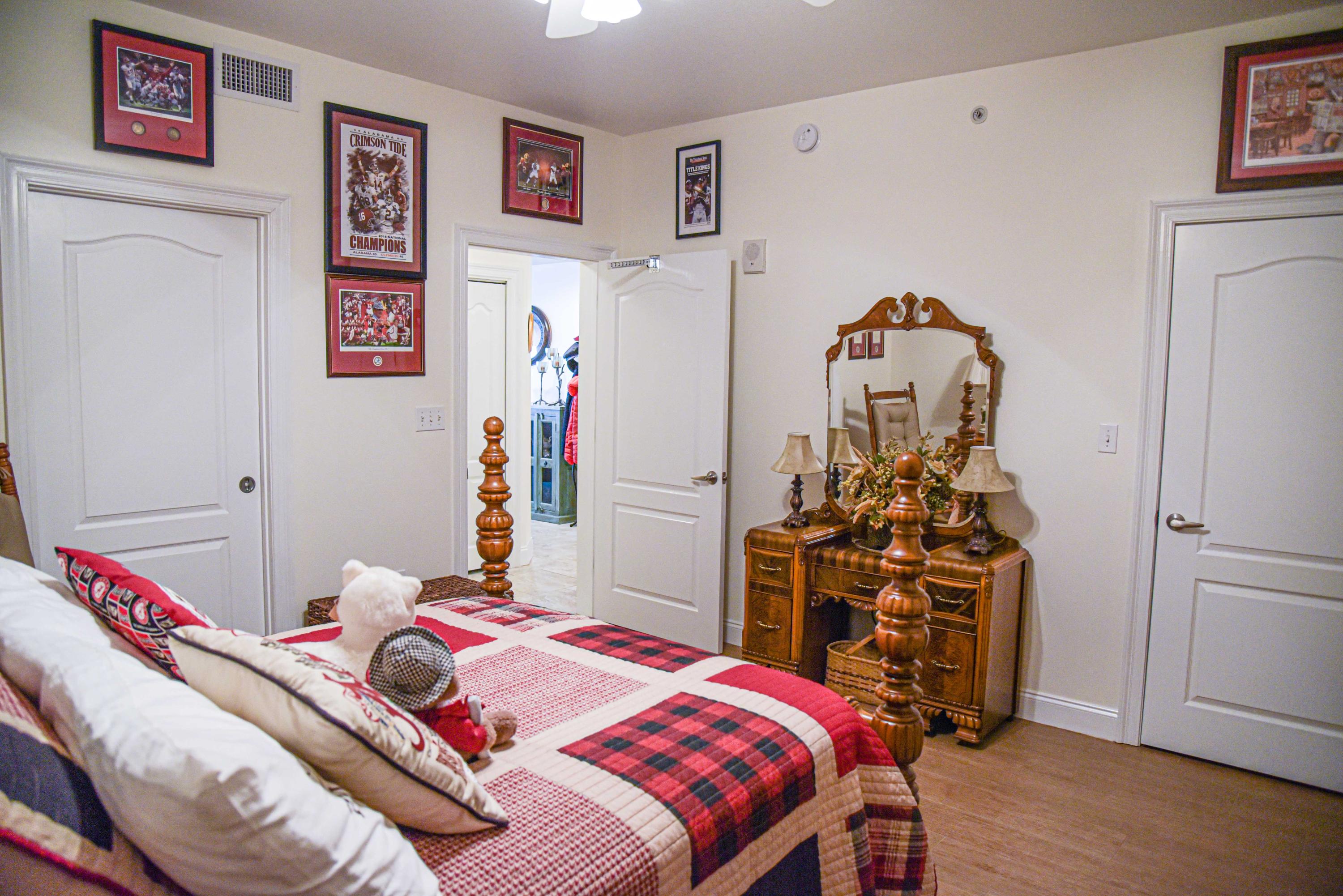PRESIDIO YACHT CLUB - Residential