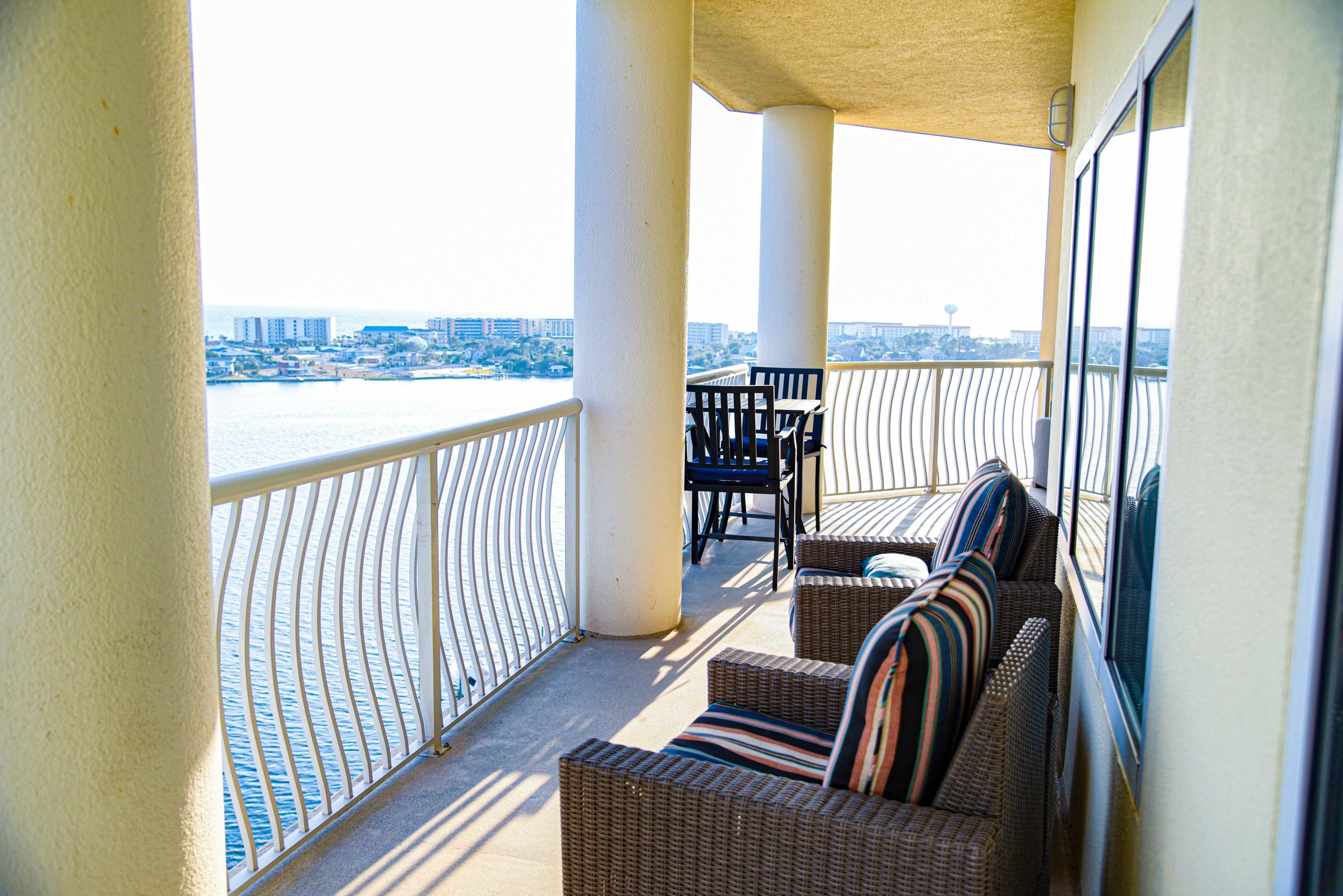 PRESIDIO YACHT CLUB - Residential