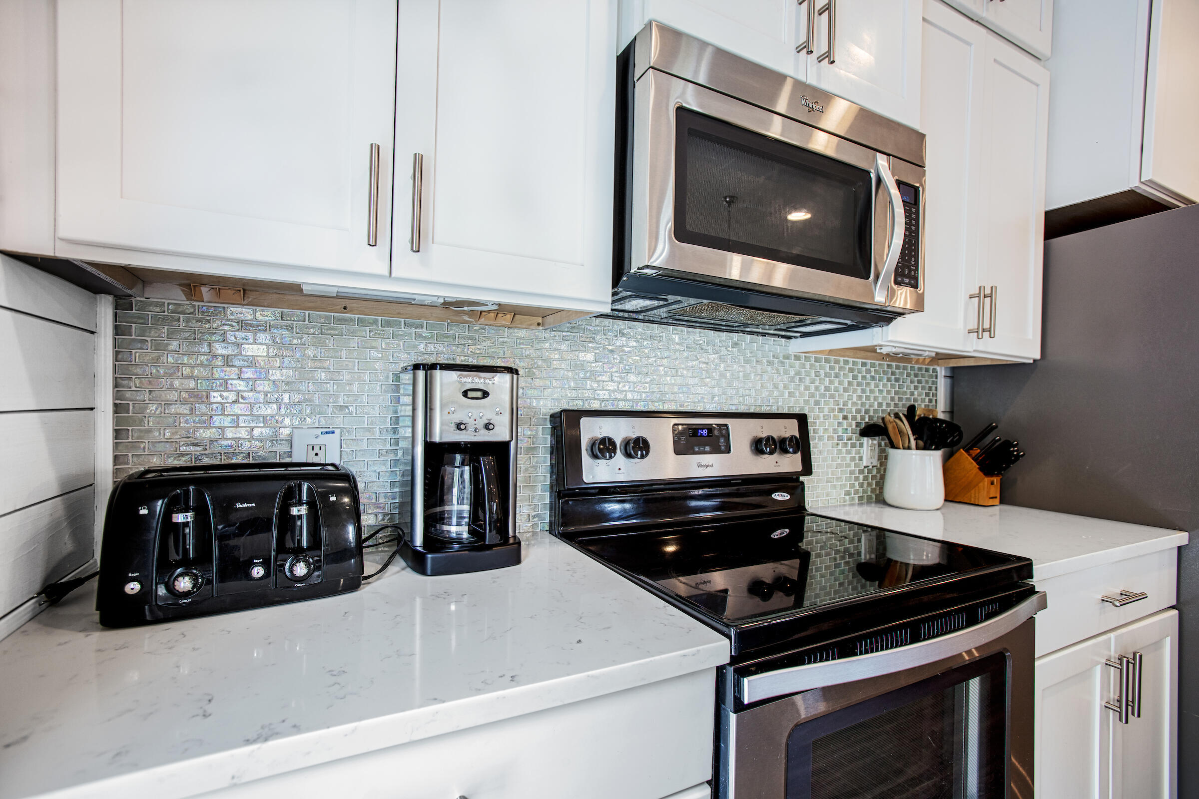 TRANQUIL SHORES - Residential