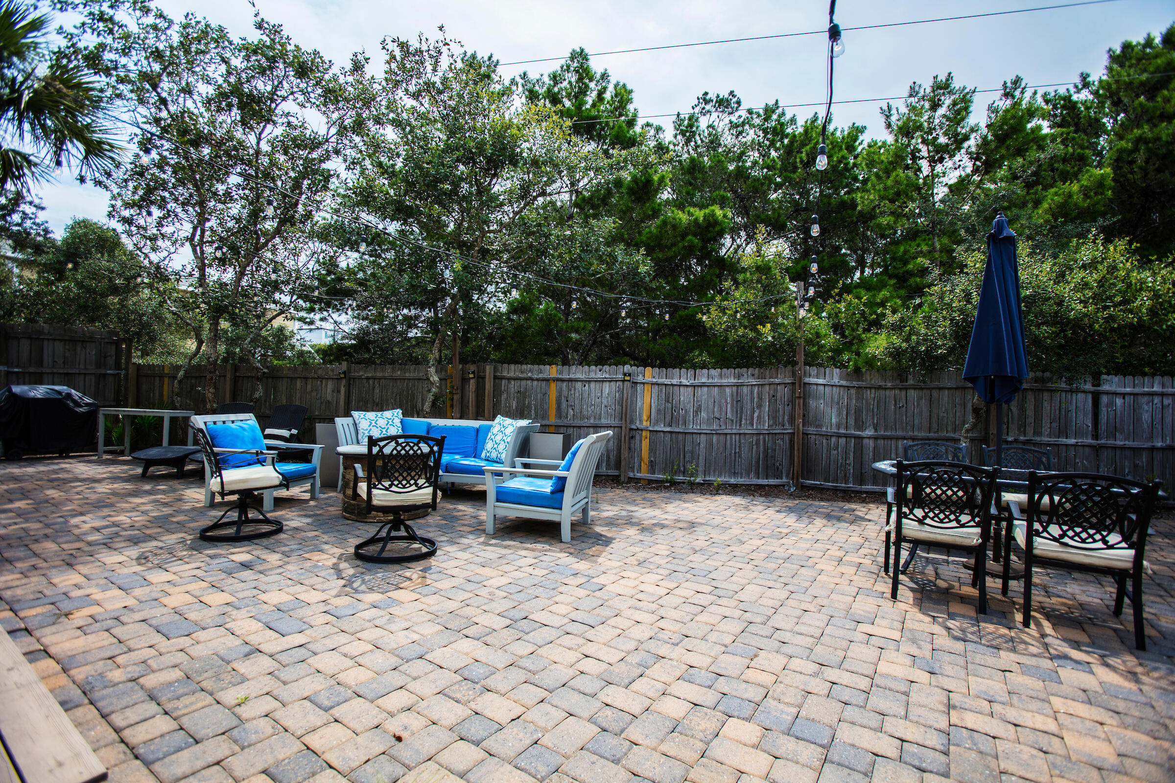 TRANQUIL SHORES - Residential