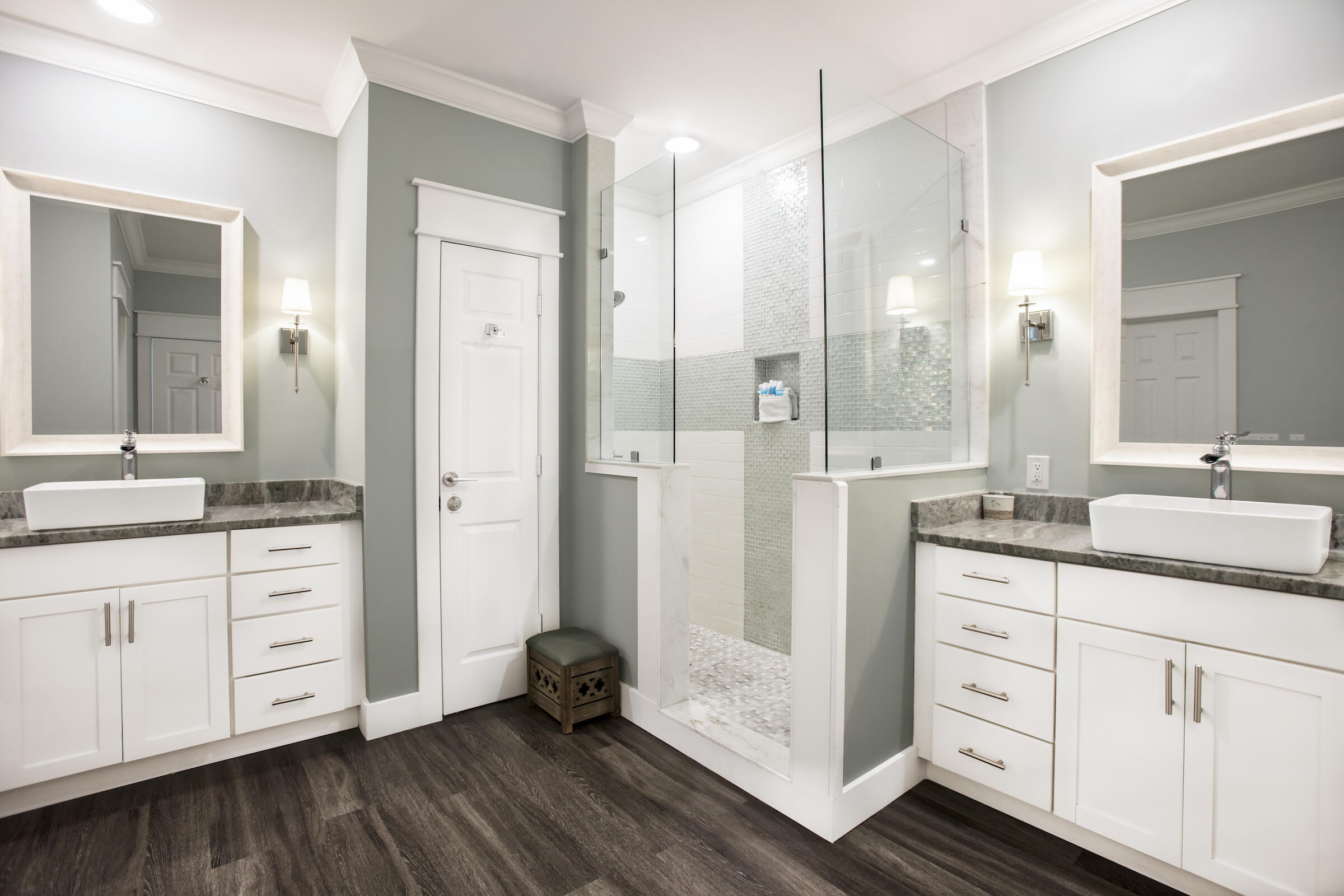 TRANQUIL SHORES - Residential