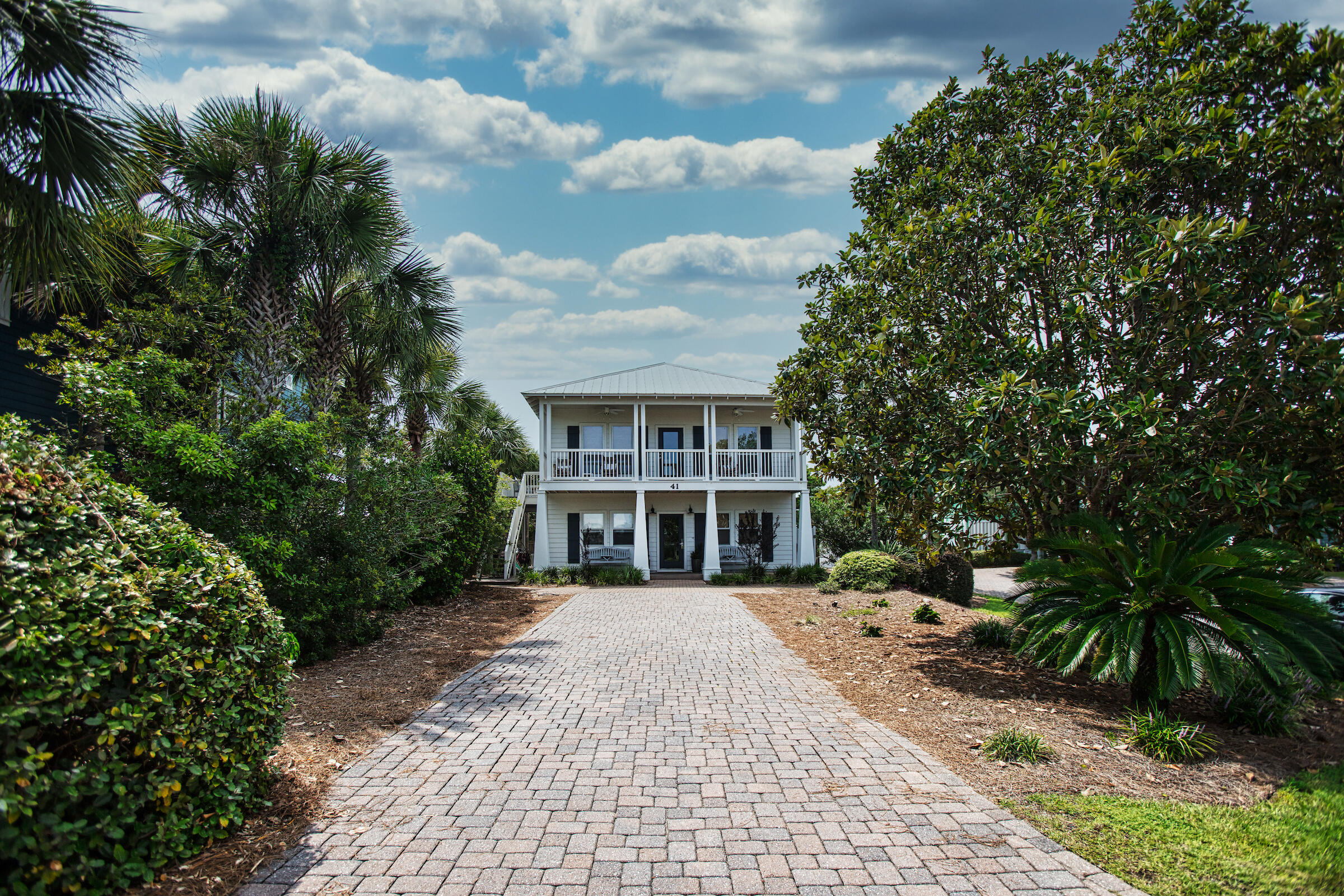 TRANQUIL SHORES - Residential