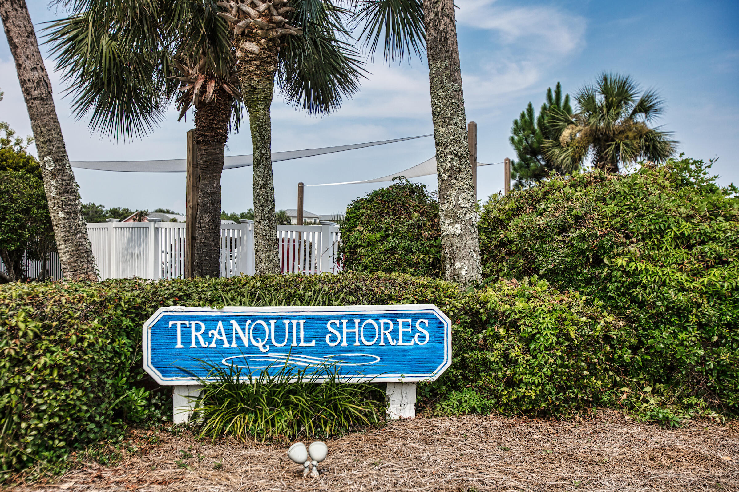 TRANQUIL SHORES - Residential