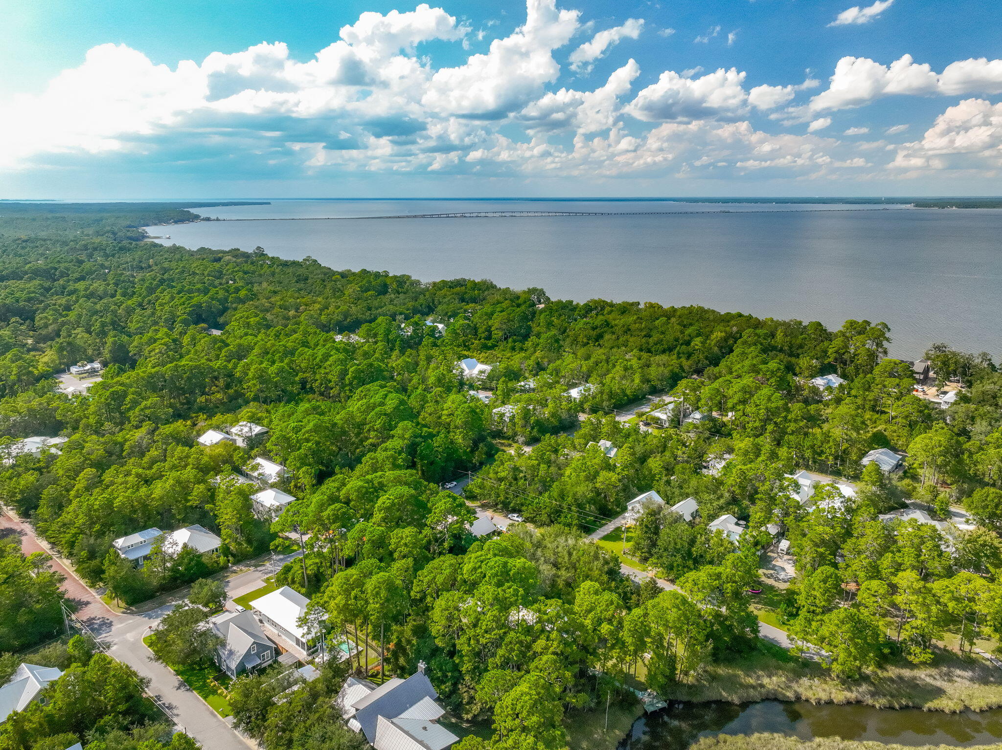 MAGNOLIA BEACH - Land