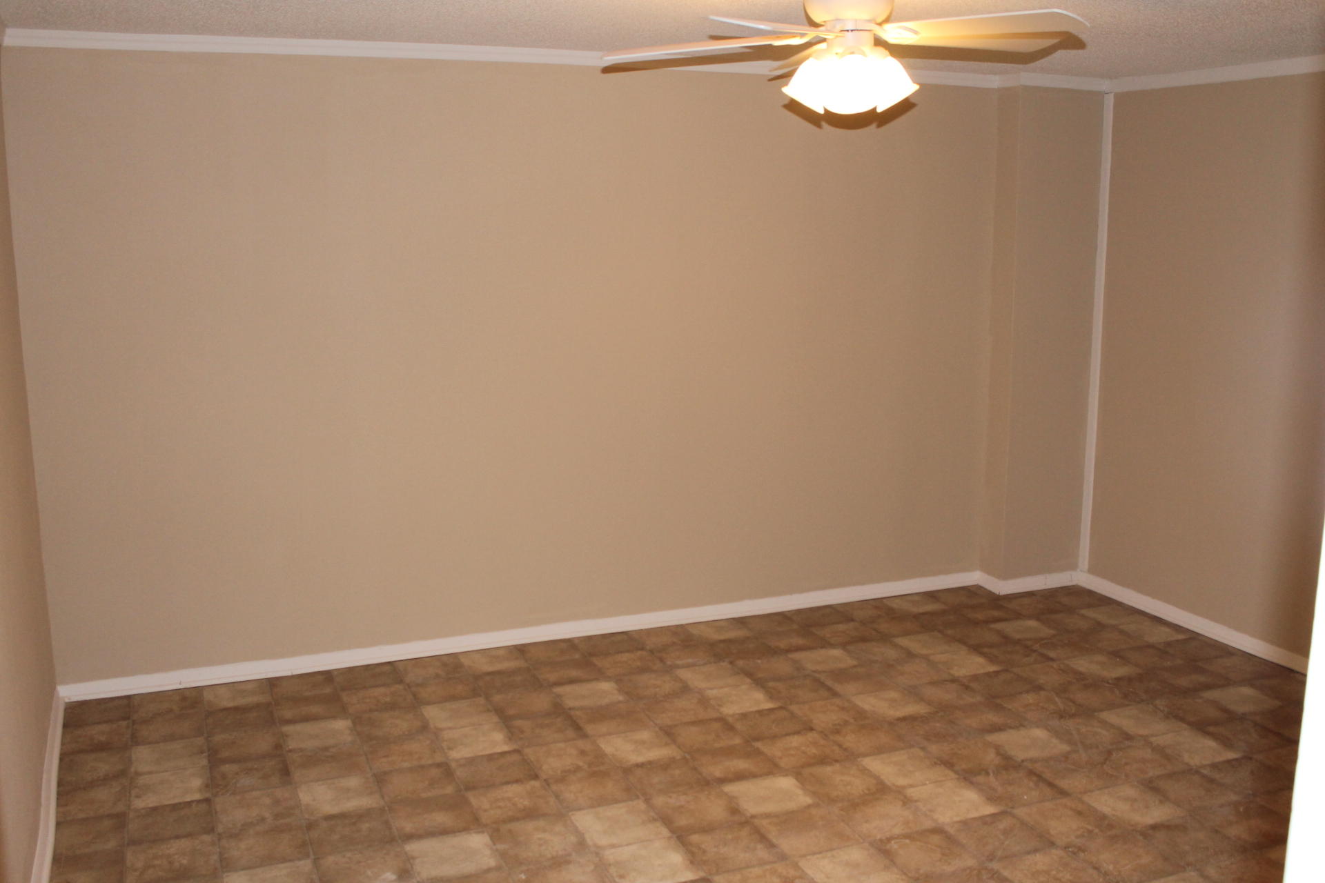 PALM CREST - Residential