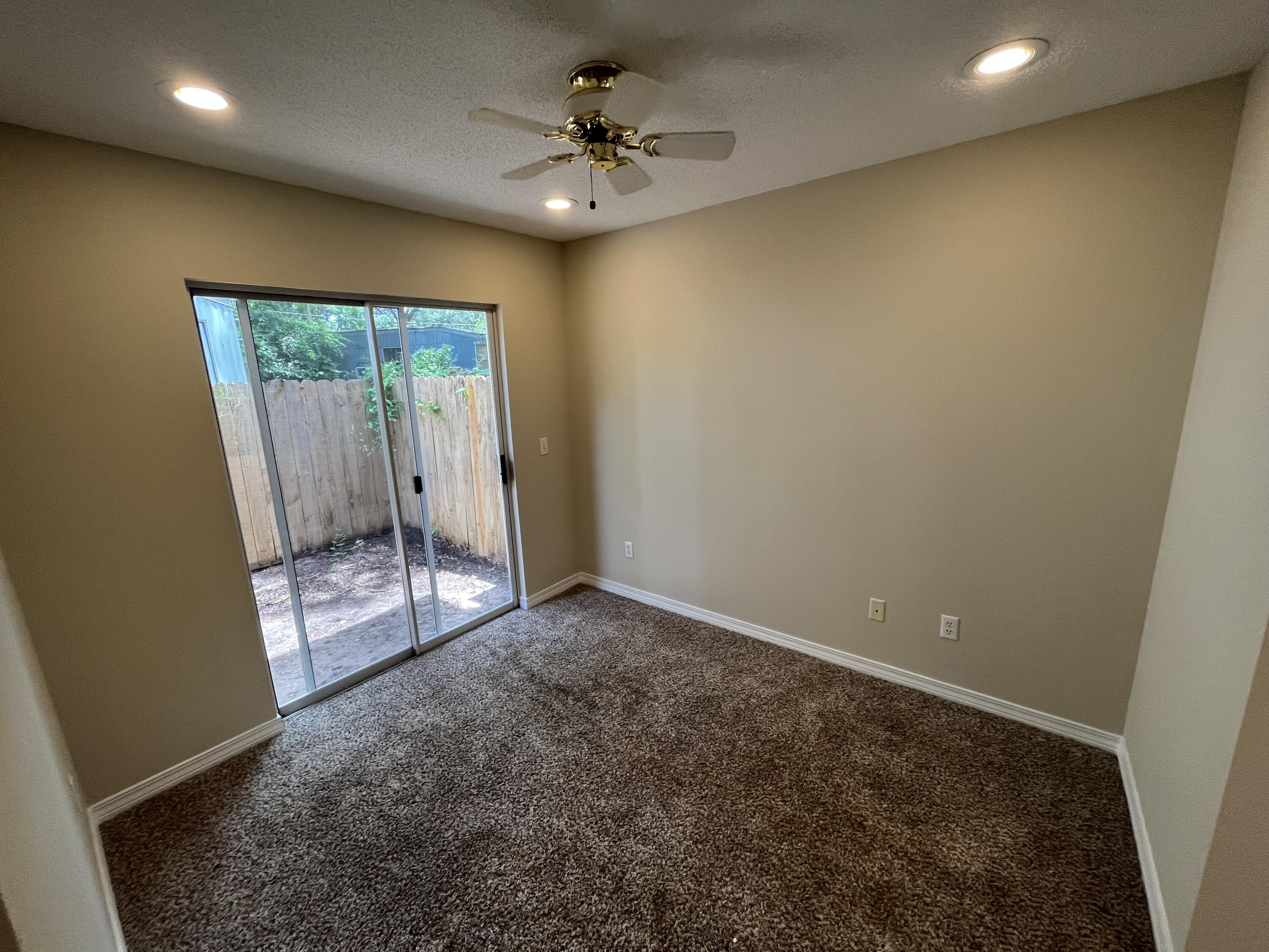 WILSON SQUARE T/H - Residential