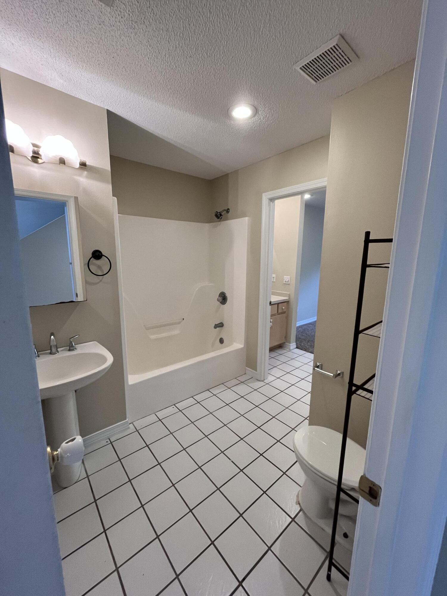 WILSON SQUARE T/H - Residential