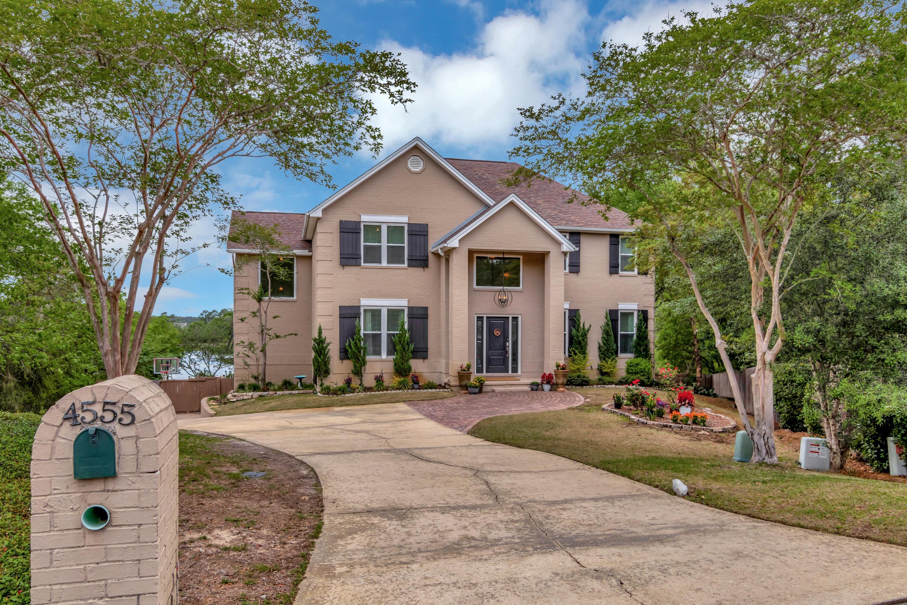 PARKWOOD ESTATES PH 5 - Residential