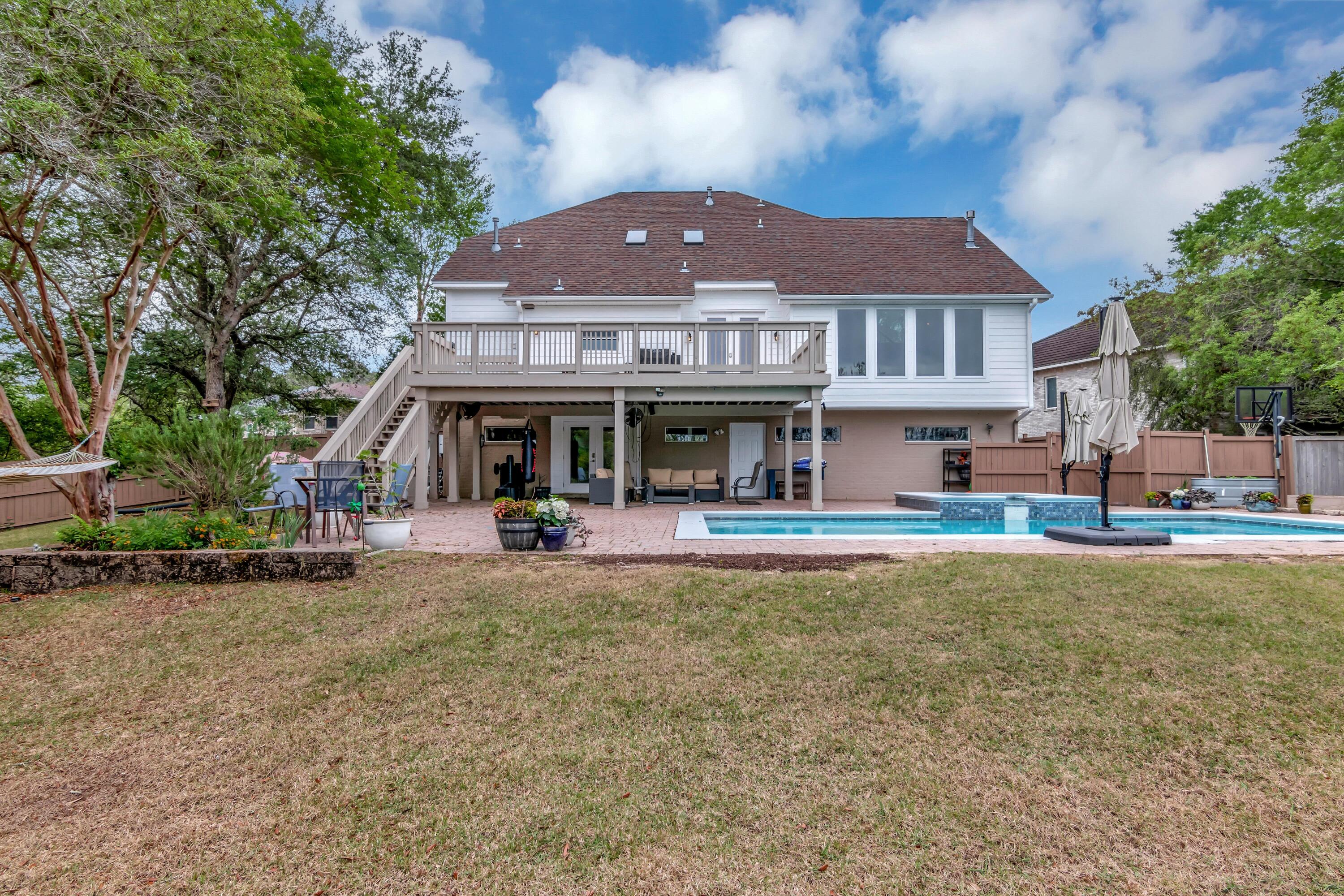 PARKWOOD ESTATES PH 5 - Residential