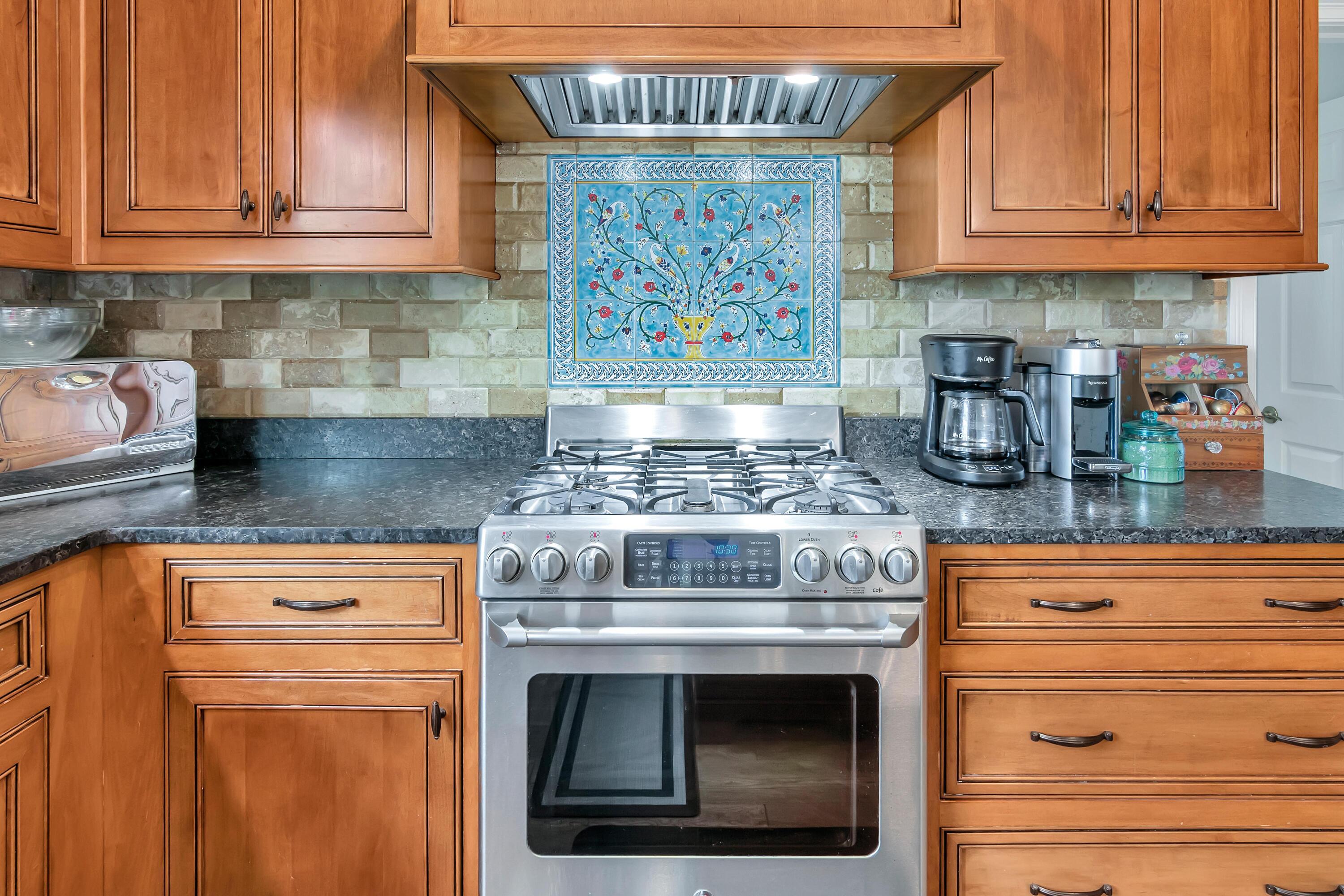 PARKWOOD ESTATES PH 5 - Residential