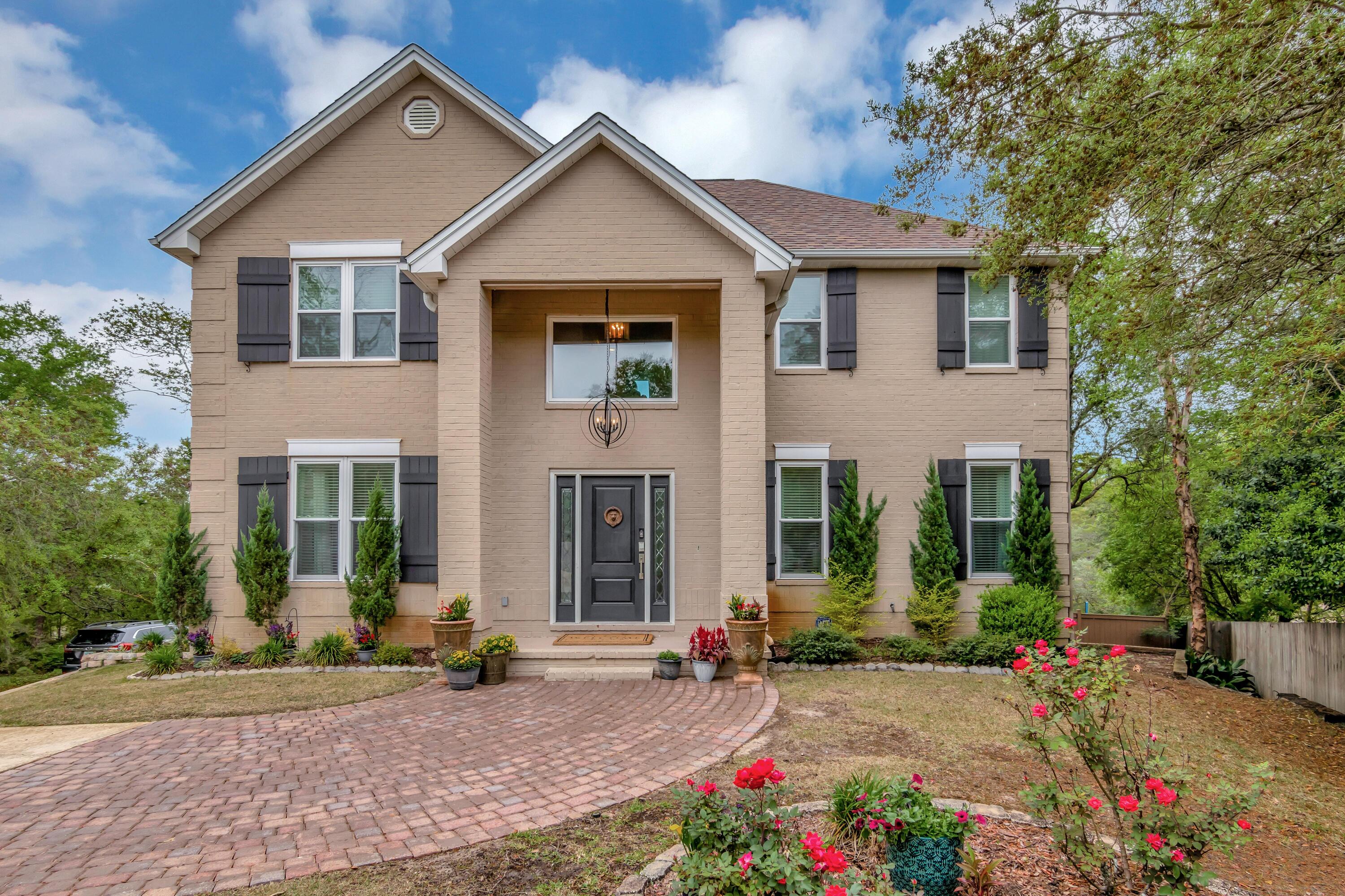 PARKWOOD ESTATES PH 5 - Residential
