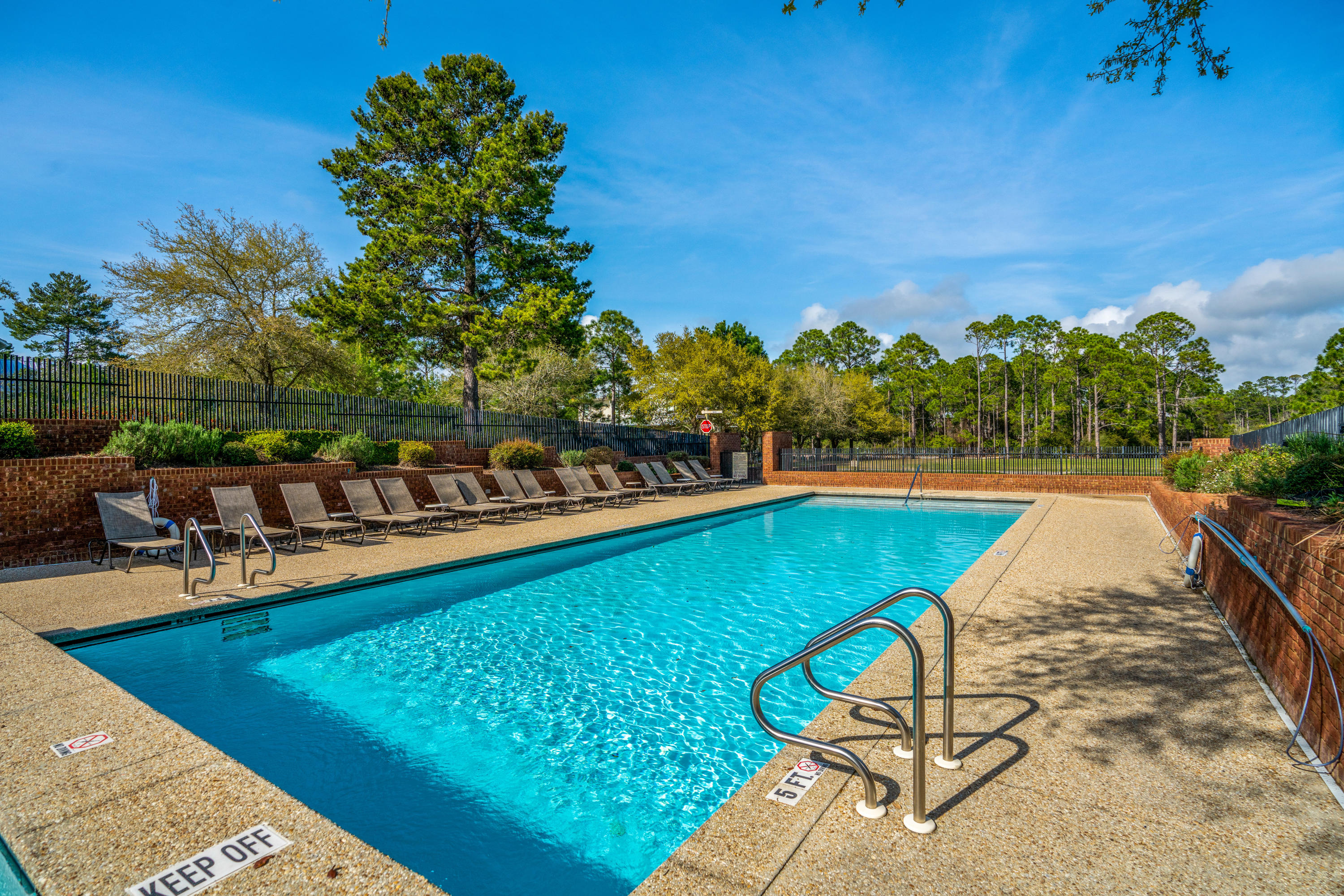 FOREST LAKES PH I - Land