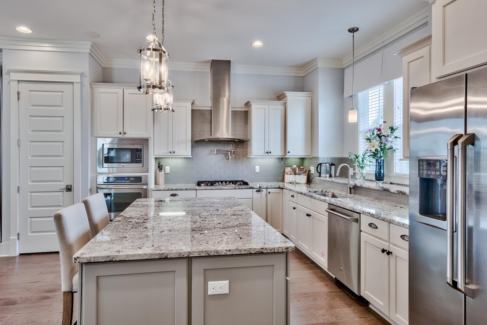 HIGHLAND PARKS - Residential