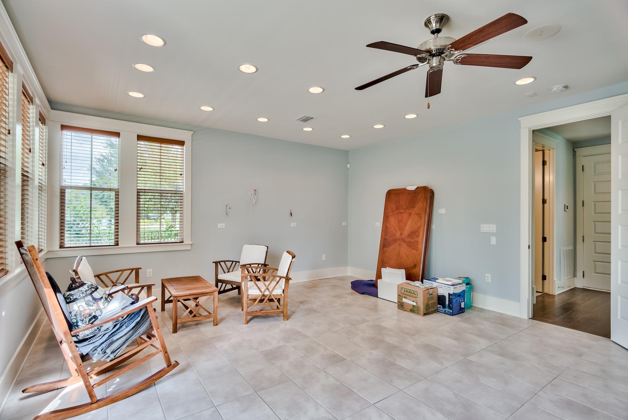 HIGHLAND PARKS - Residential
