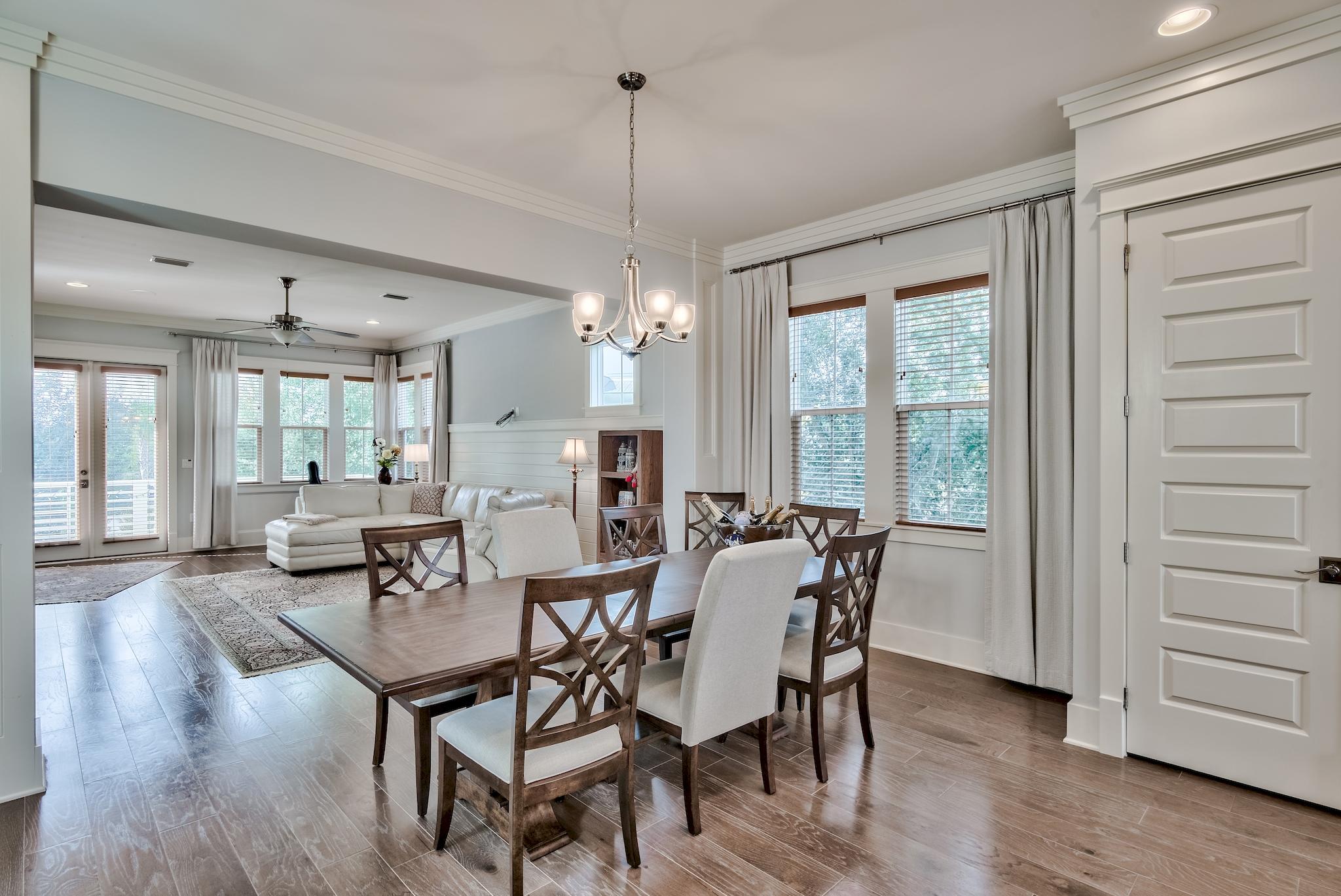 HIGHLAND PARKS - Residential