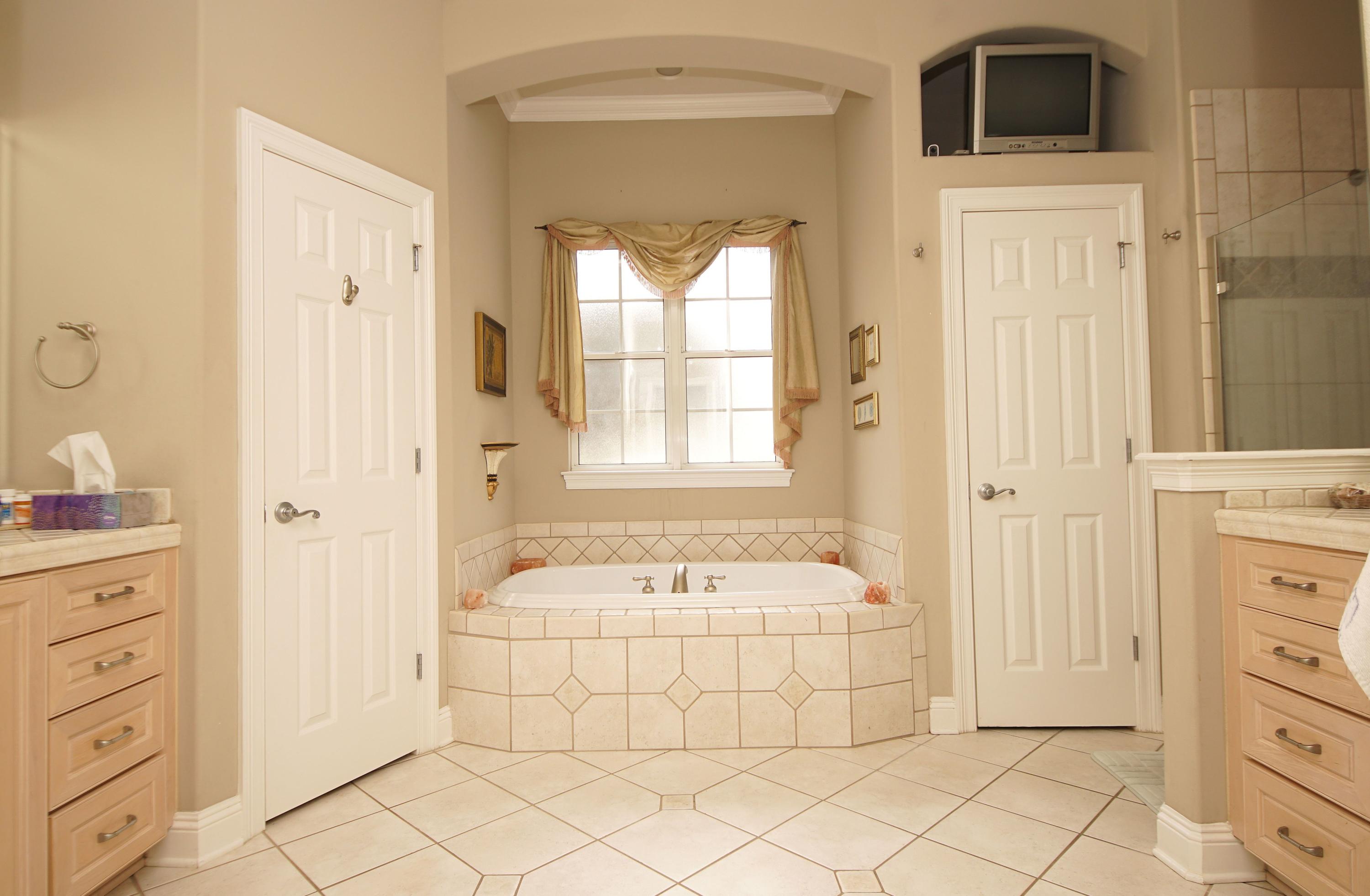 MAGNOLIA PLANTATION AT BLUEWATER BAY - Residential